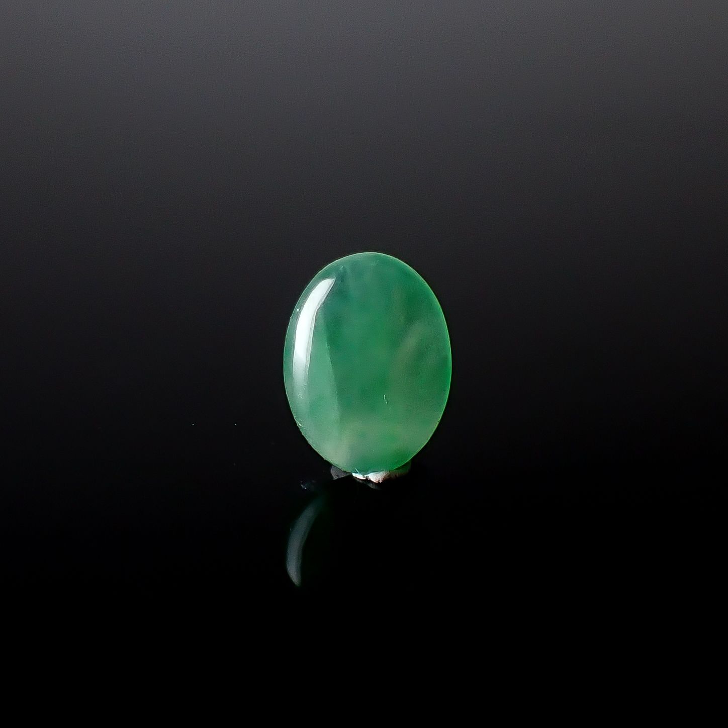 翡翠 ビルマ産 0.53ct [250430302]6.7x5mm前後