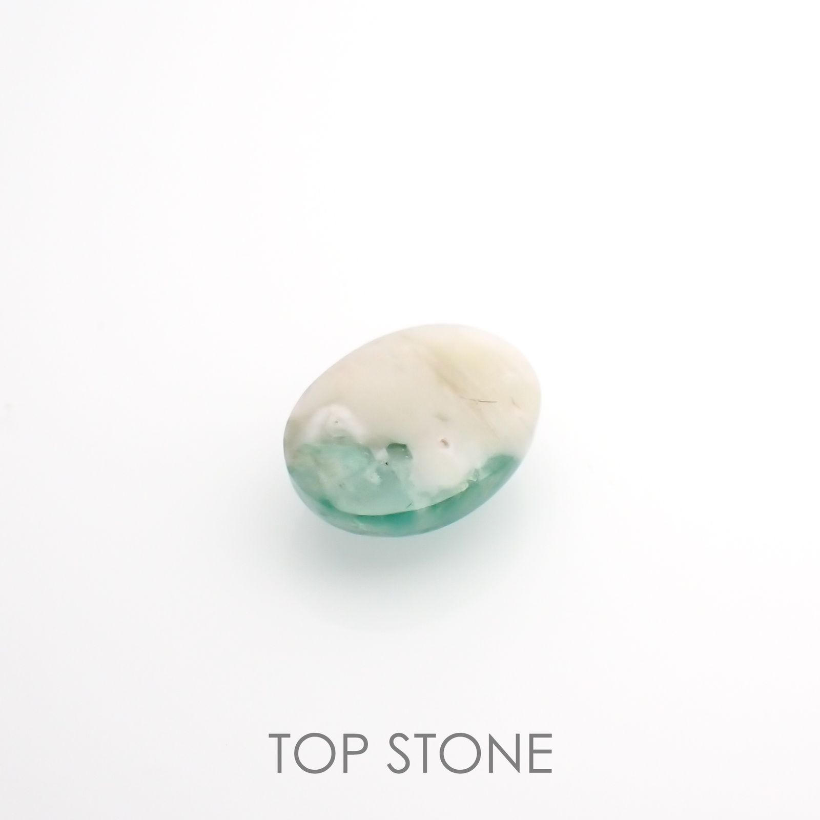 マトリックスエメラルド(エメラルドインクォーツ/フェルドスパー) ブラジル産 3.94ct[210812259]12×8.9mm前後