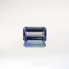 パーティカラータンザナイト(宝石名パーティカラード・ゾイサイト) タンザニア産 0.642ct ソ付(彩珠)[210711844]6.1×3.9mm前後