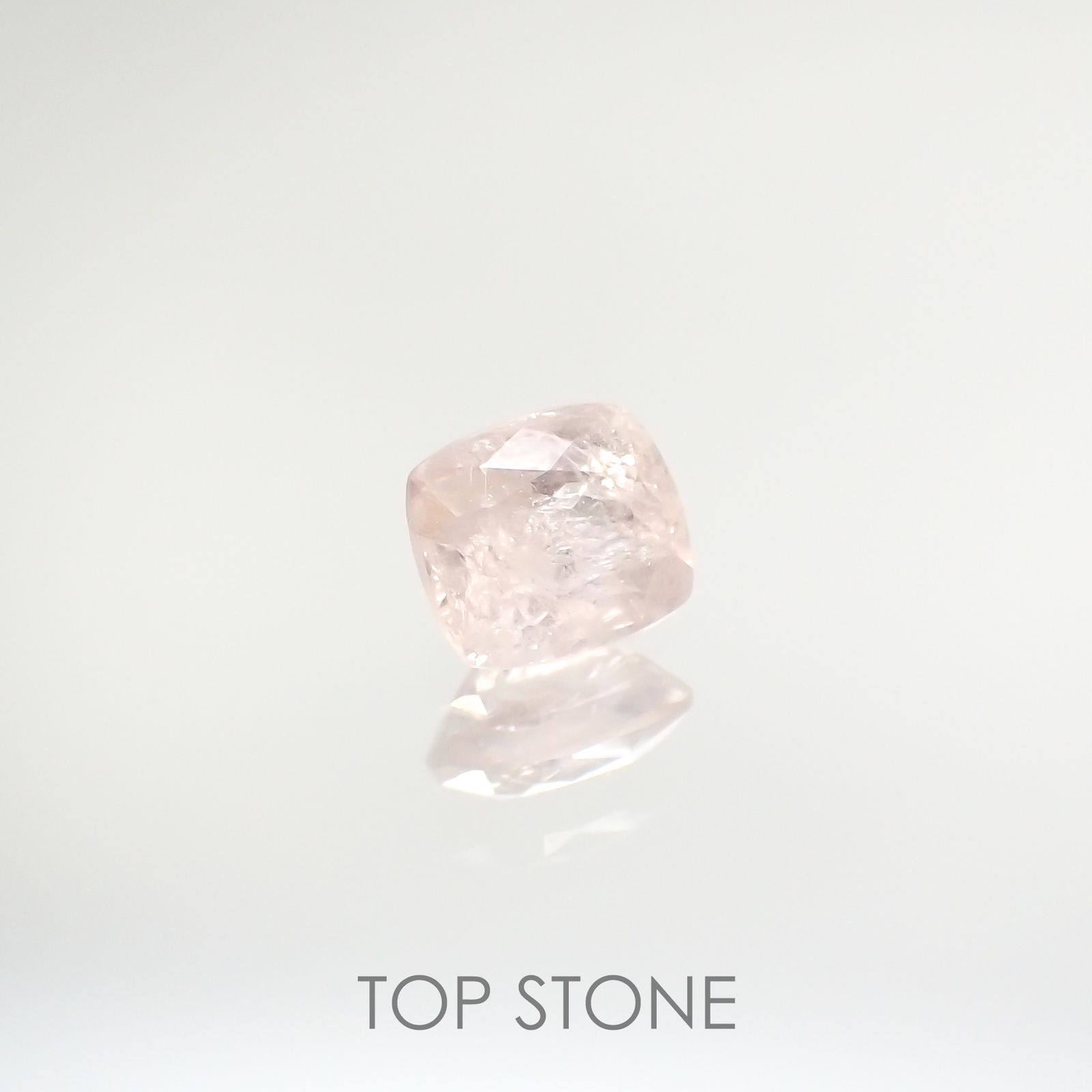 ピンクターフェアイト(ピンク・ターフェアイト) スリランカ産 0.425ct ソ付(彩珠)[210812288]4.6×4mm前後