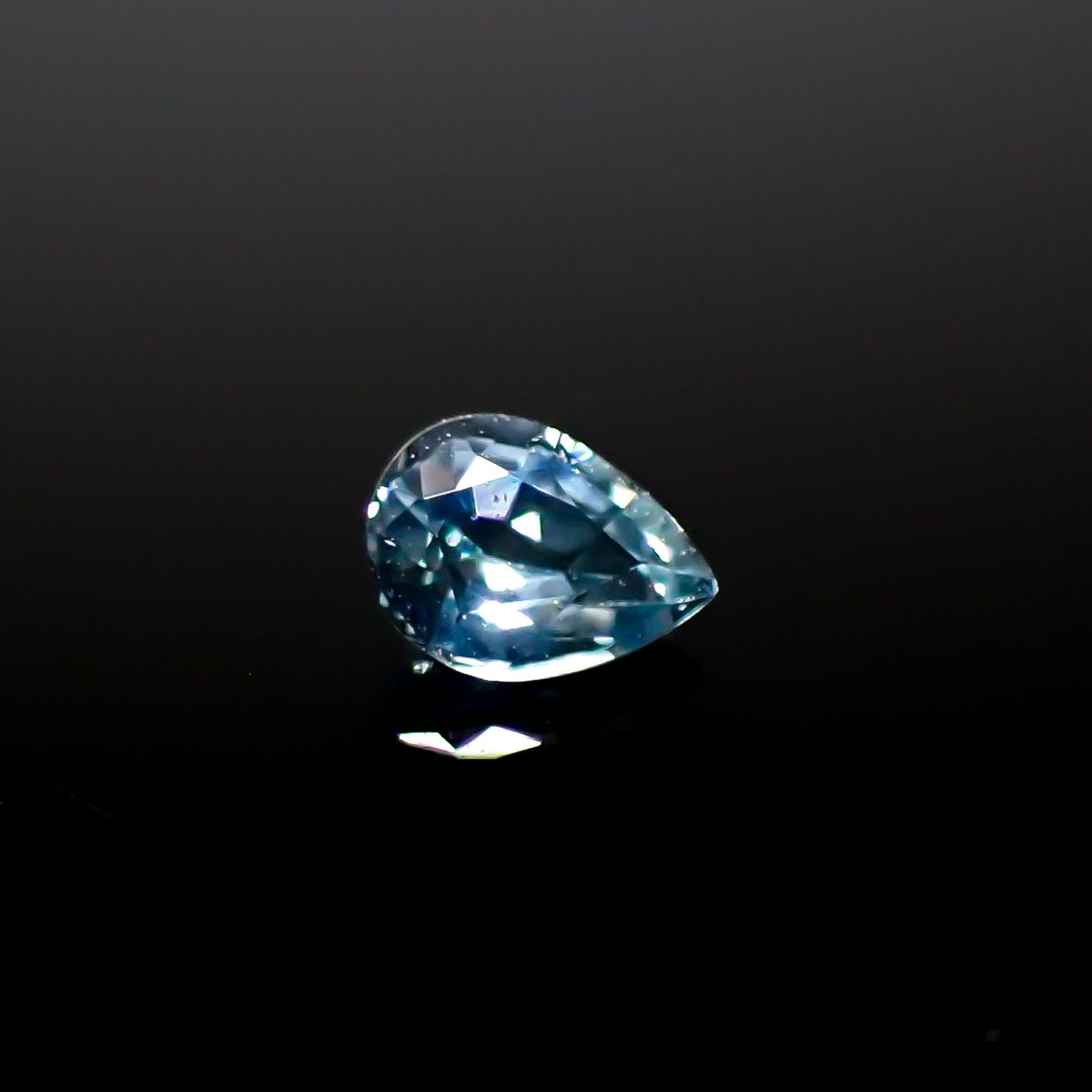 モンタナサファイア アメリカ・モンタナ州産 0.19ct[240928863]4.1x3mm前後