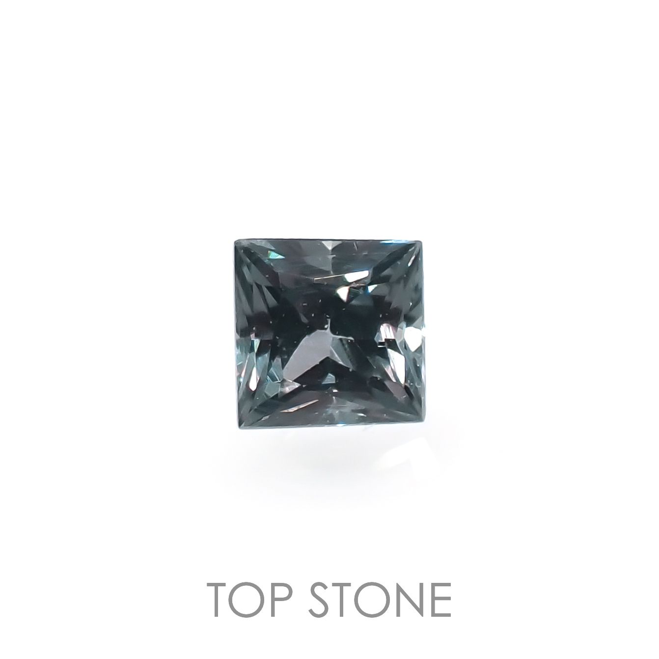 ◇プリンセスカット◇カラーチェンジガーネット アレキタイプ(宝石名ガーネット)マダガスカル・ベキリー産 0.10ct 識別済[221119053]2.5x2.5mm前後