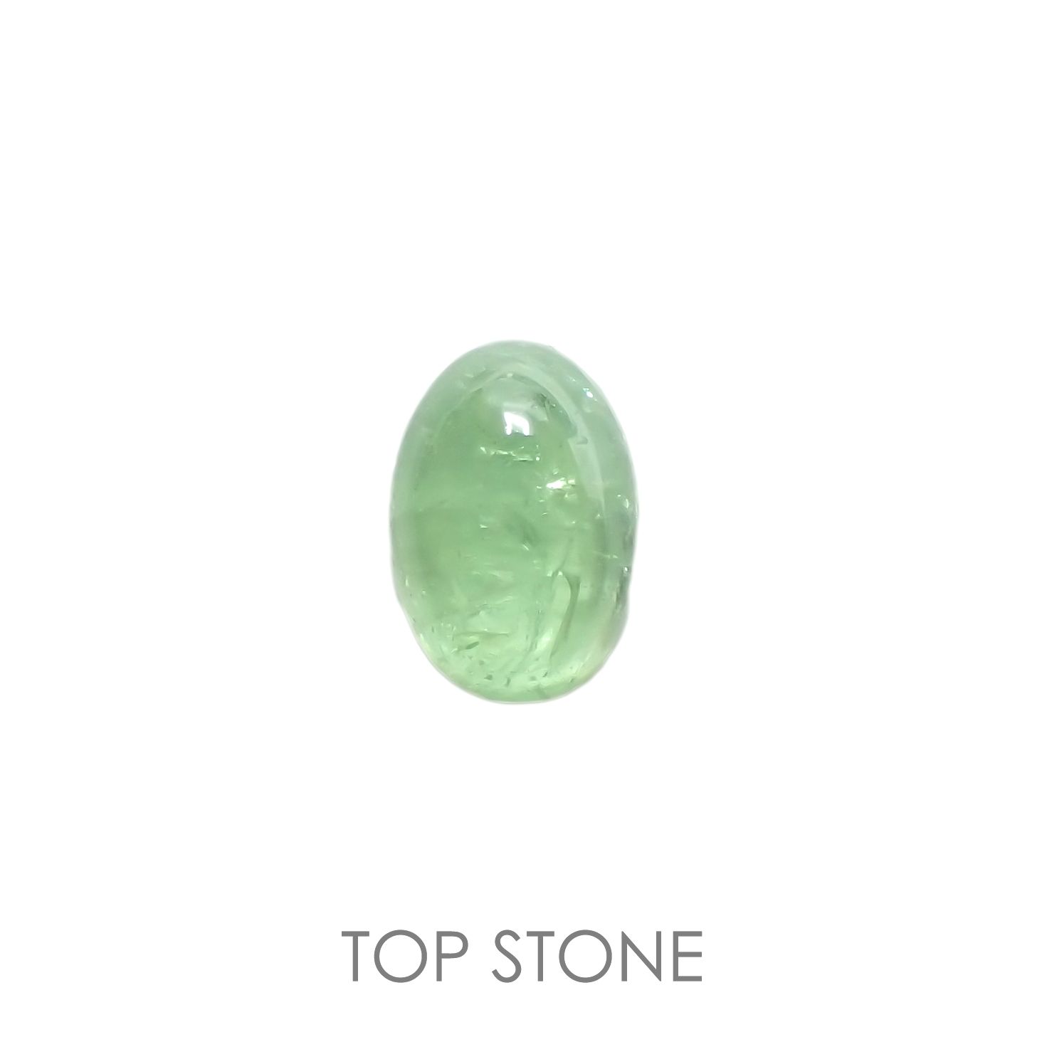 ミントガーネット(宝石名グロッシュラー・ガーネット)タンザニア産 0.71ct 識別済[220917753]5.8x4.1mm前後