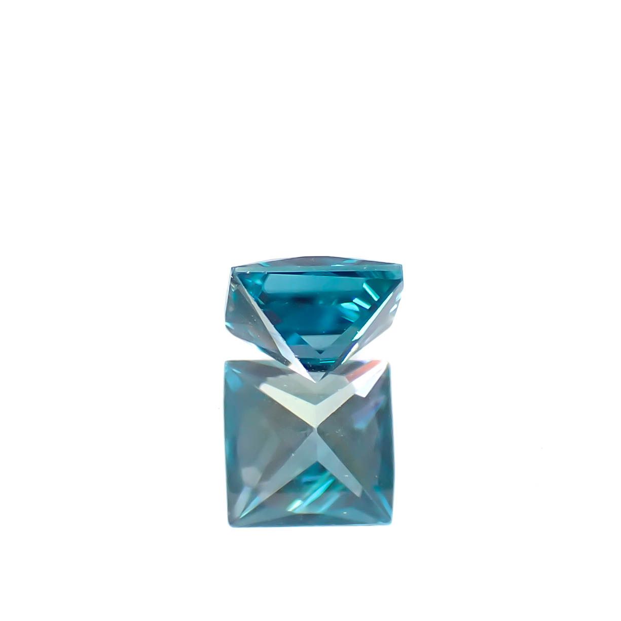 ◇プリンセスカット◇ブルージルコン カンボジア産 0.48ct [241229632]4x3.9mm前後