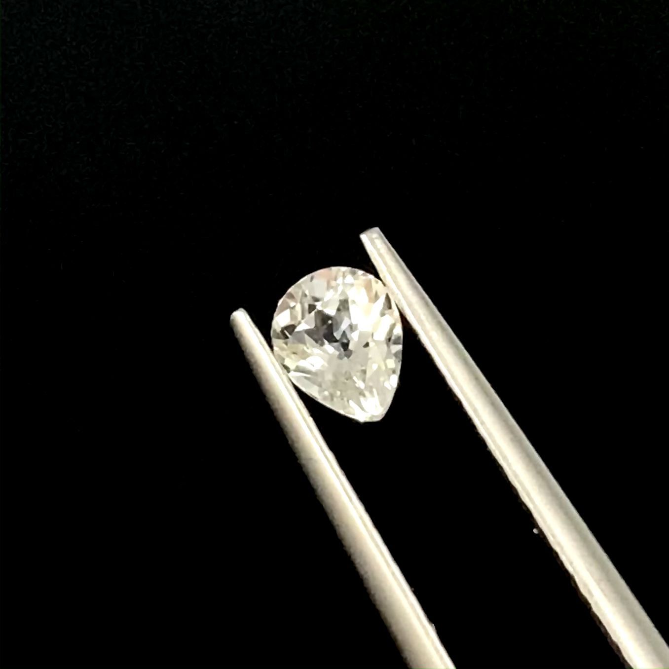 アクロアイト(宝石名トルマリン)ナイジェリア産 識別済 0.44ct / 5.3x4