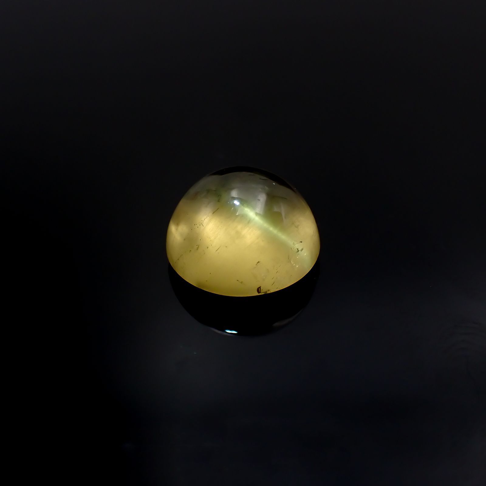 イエローベリルキャッツアイ(宝石名イエロー・ベリル キャッツアイ)ブラジル産 2.99ct 識別済[220917880]9x8.9mm前後
