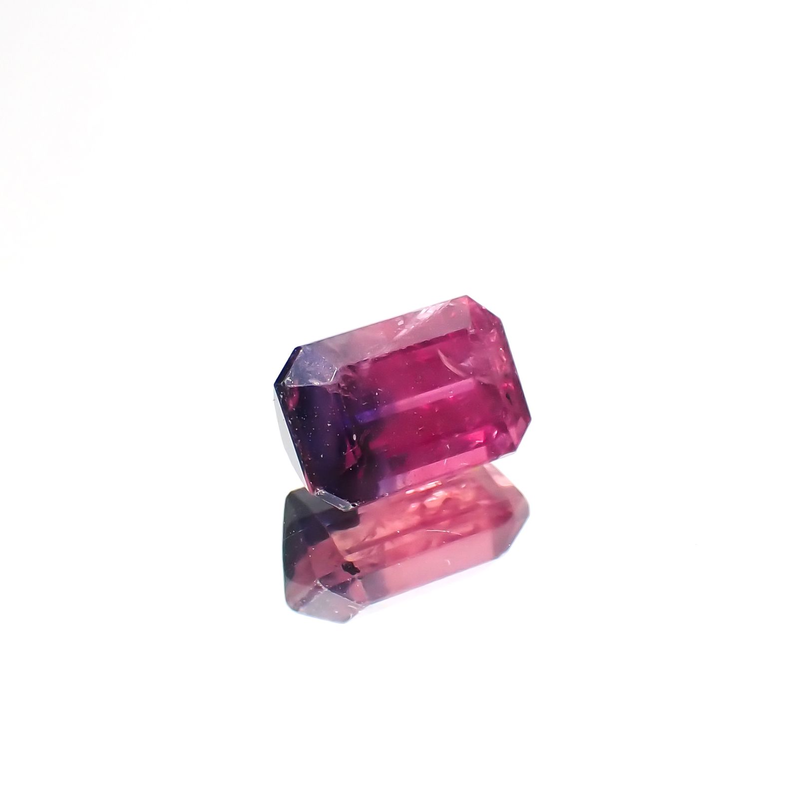 ウィンザーサファイア タンザニア・ウィンザー産 1.32ct[231224670]6.5x4.4mm前後