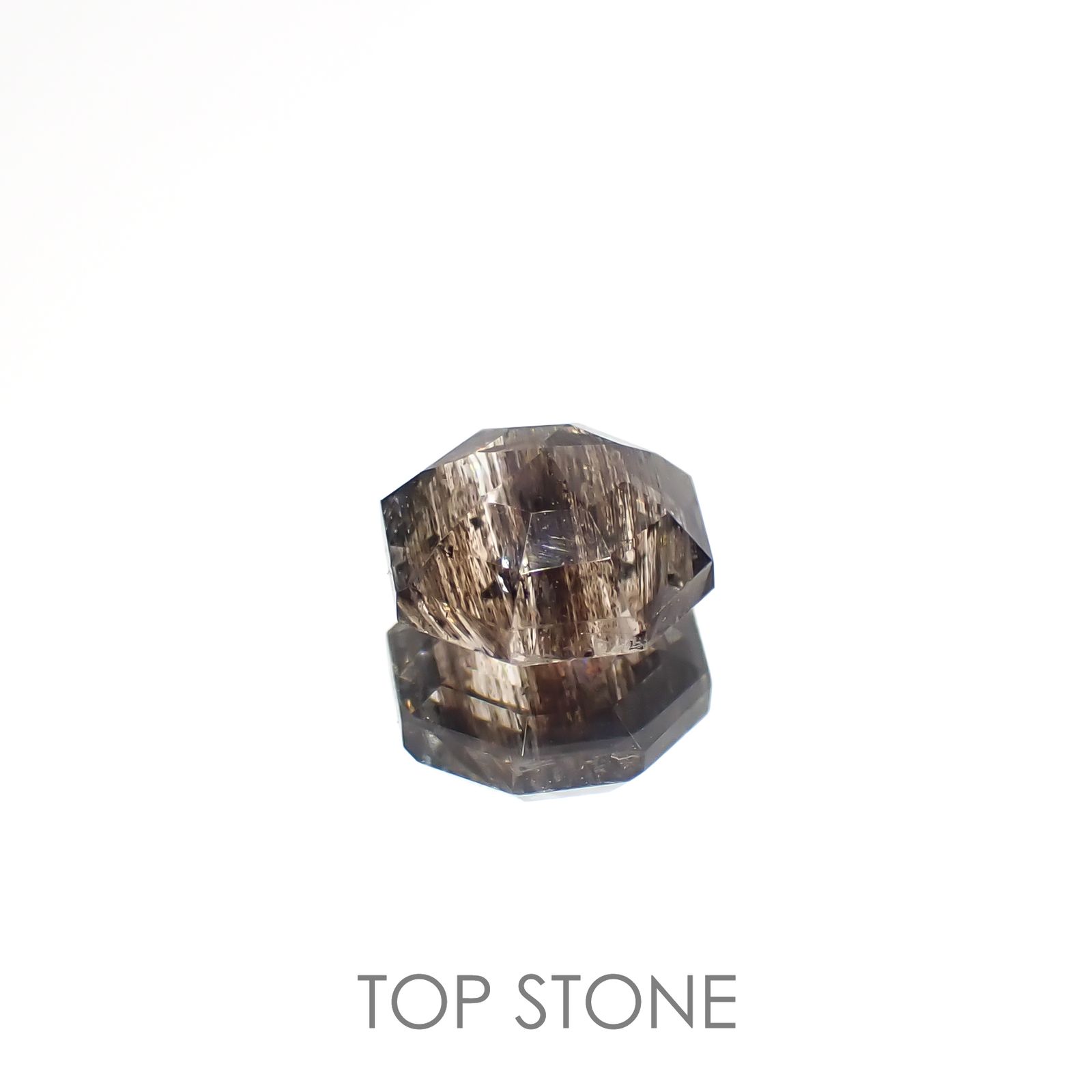 ◇オクタゴンカット◇レインボースキャポライト ブラジル産 0.77ct[220817520]6x5.9mm前後