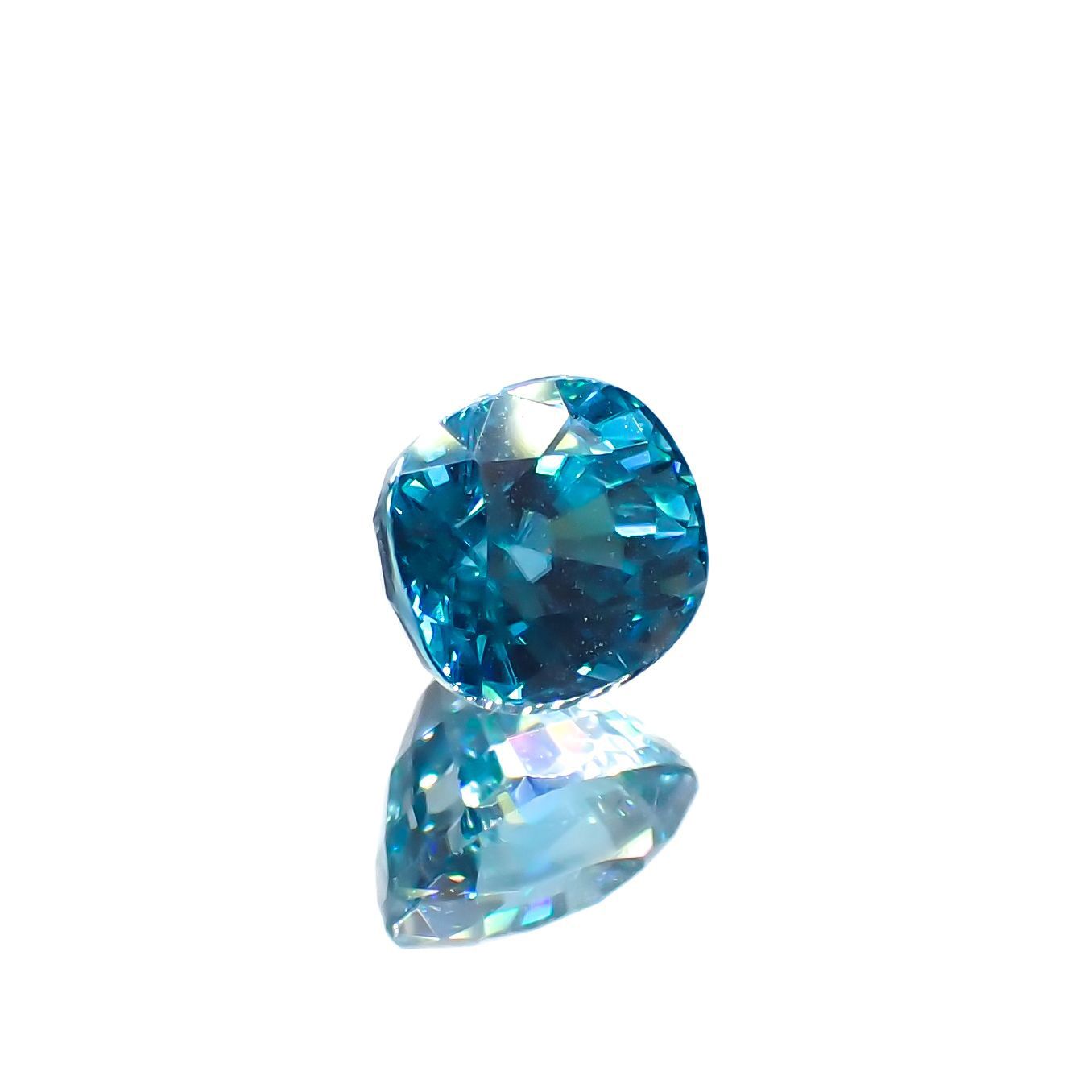 ラタナキリブルージルコン カンボジア産 1.56ct[220917932]5.7x5.3mm前後
