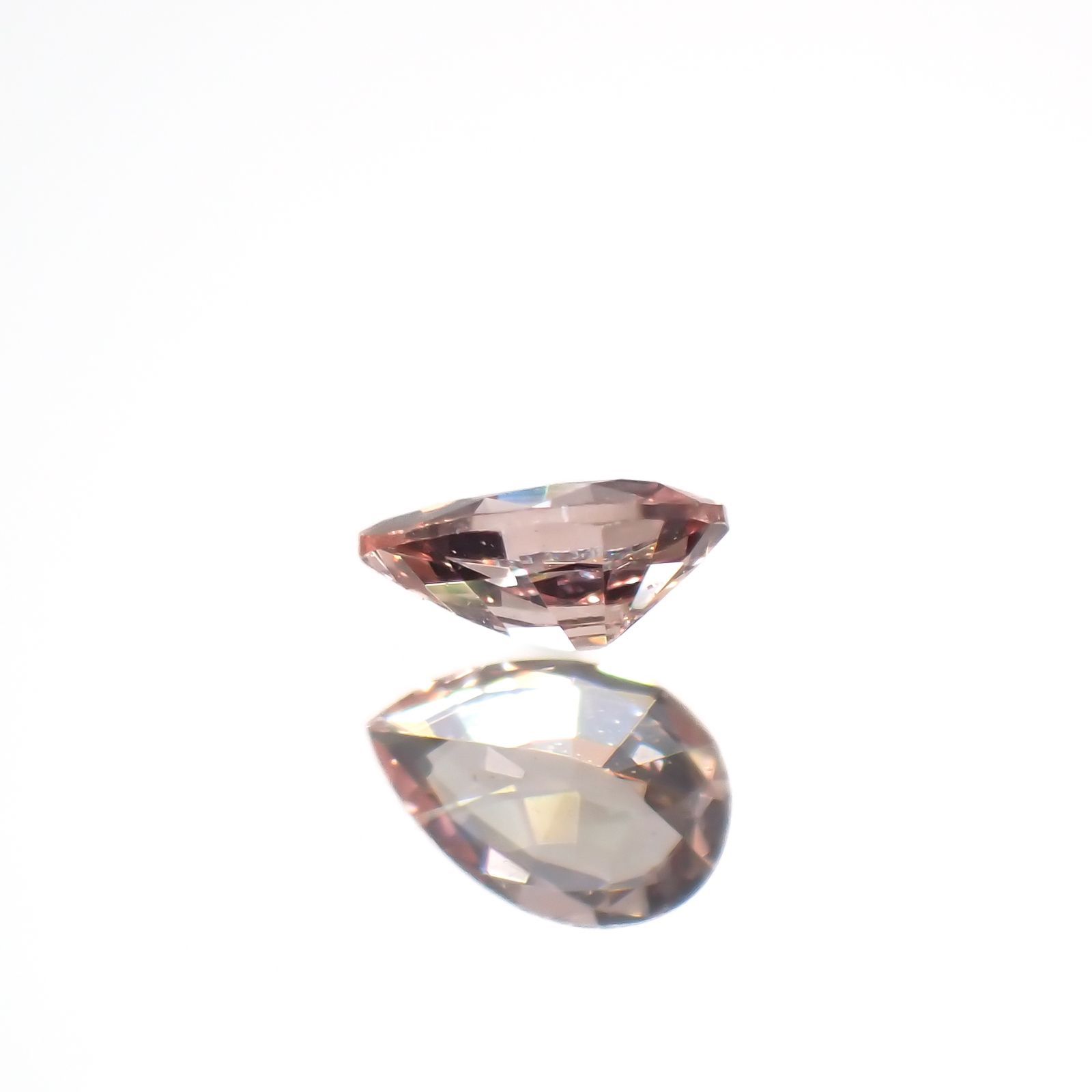 パパラチャサファイア(宝石名サファイア/別名パパラチャ・サファイア)スリランカ産 0.059ct ソ付(日独)[221219646]3.02x2.08mm前後