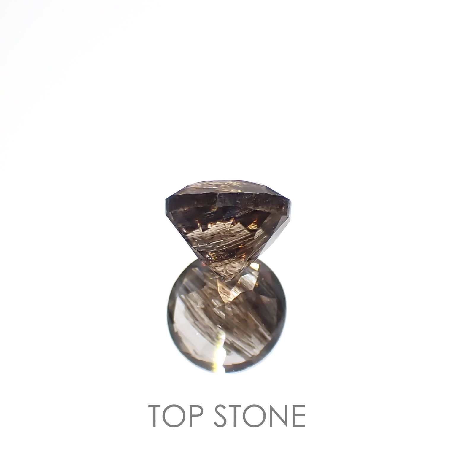 レインボースキャポライト ブラジル産 0.88ct[220817522]6x5.9mm前後
