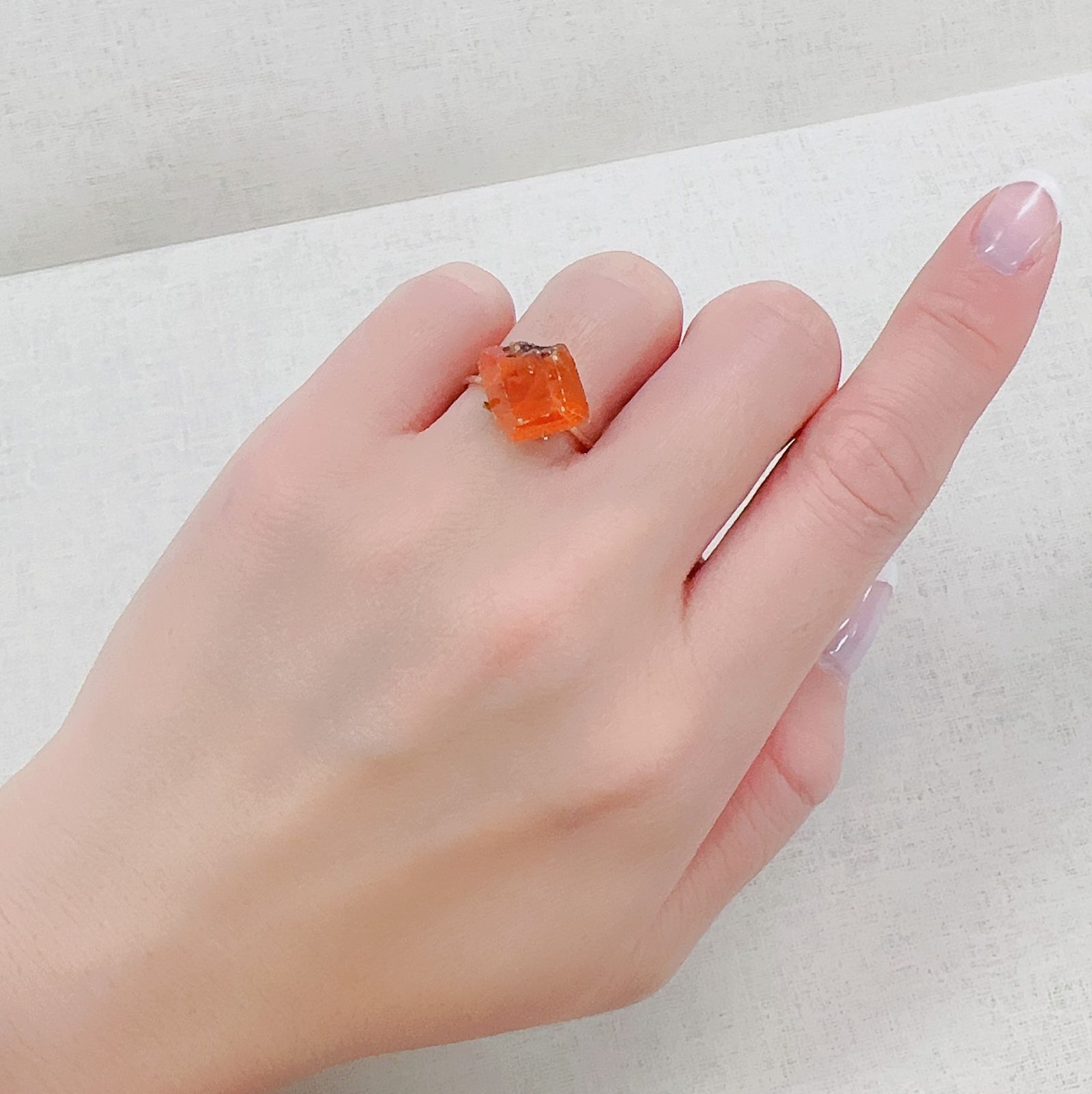 ウルフェナイト 原石 アメリカ・アリゾナ州・レッドクラウド鉱山産 6.96ct[230421824]11.2x10.9mm前後