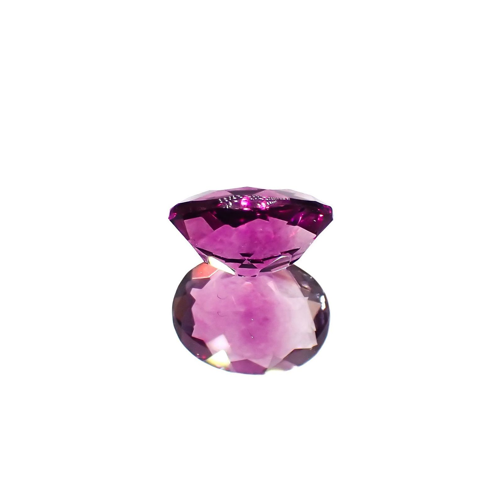 ピンクパープルフローライト 中国産 1.47ct / 8.2x6.2mm前後 [221018442]