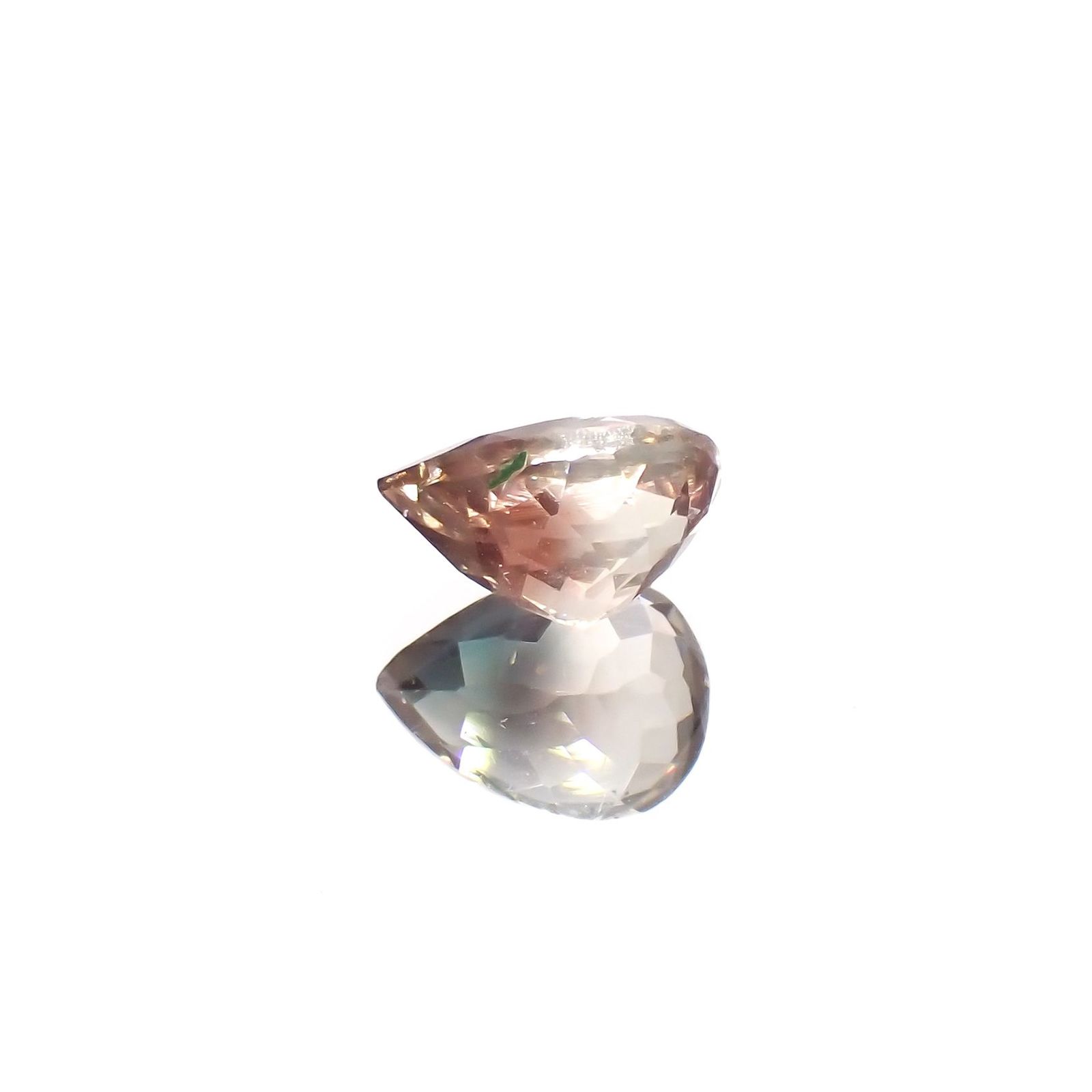 パーティカラーオレゴンサンストーン アメリカ・オレゴン州産 1.17ct / 8x5.9mm前後 [230722843]