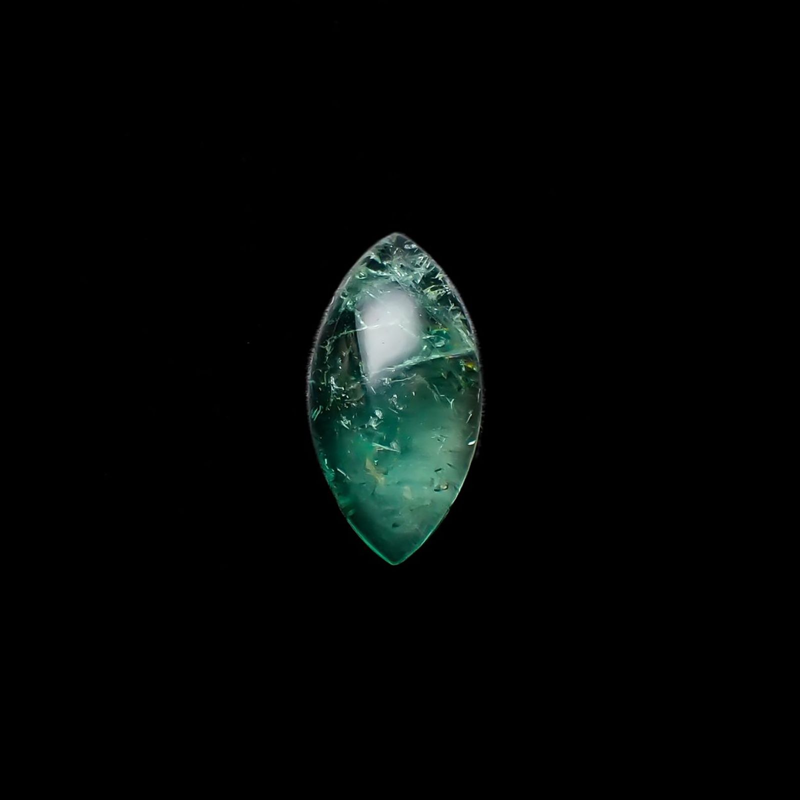 フローライト フルオレッセンス イギリス・ロジャリー鉱山産 3.69ct / 14.4x7.4mm前後 [240527710]
