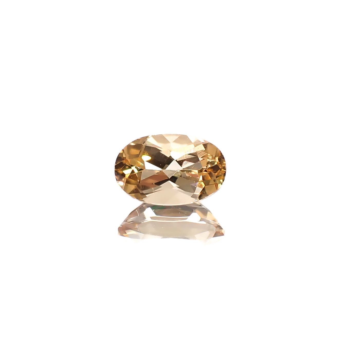 インペリアルガーネット(宝石名ヘソナイト・ガーネット)スリランカ産 0.48ct 識別済[241129439]5.9x3.7mm前後