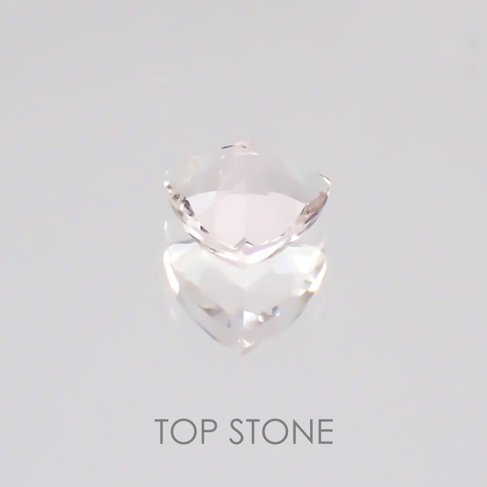 モルガナイト(宝石名モルガナイト) ナイジェリア産 0.21ct 識別済[20128572]4.1×4.2mm前後