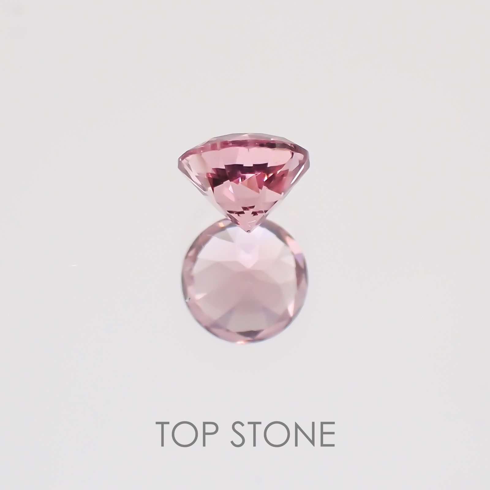 マラヤガーネット タンザニア産 ルース 0.22ct[21059379]3.6×3.6mm前後