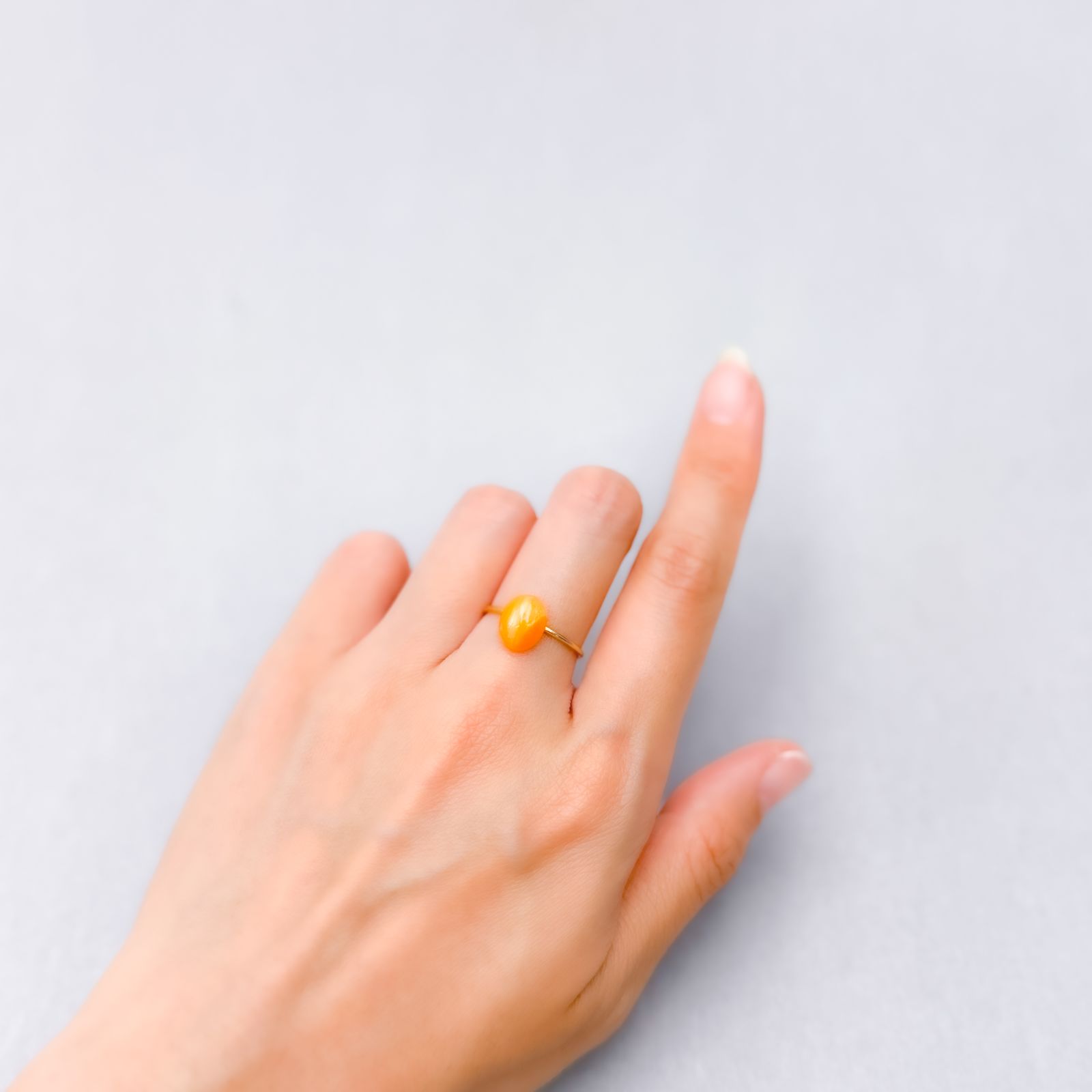 北海道オパール 北海道河東郡鹿追町然別産 1.94ct [250530408]9.4x7.5mm前後