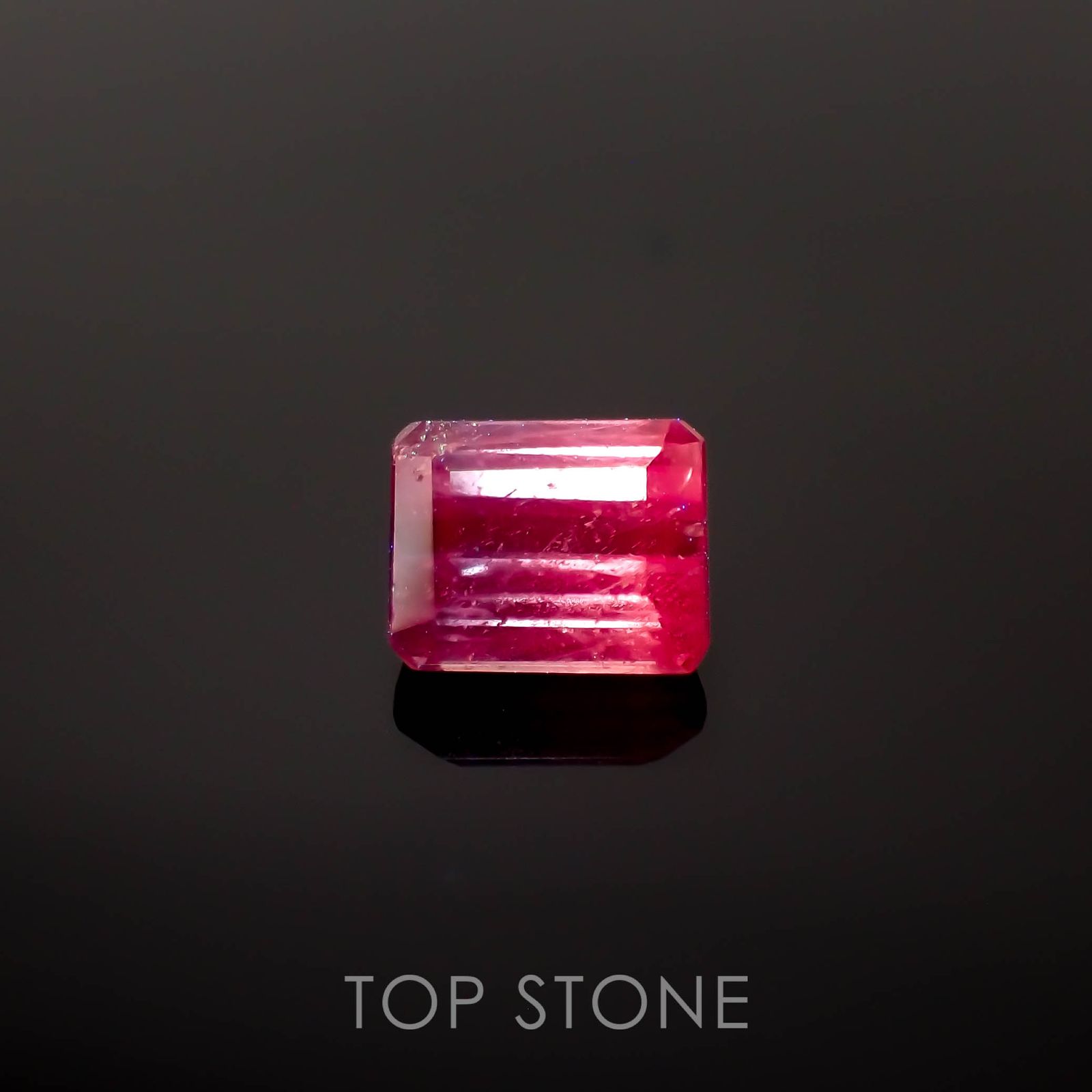 ウィンザーサファイア タンザニア・ウィンザー産 1.13ct[230320909]5.7x4.6mm前後
