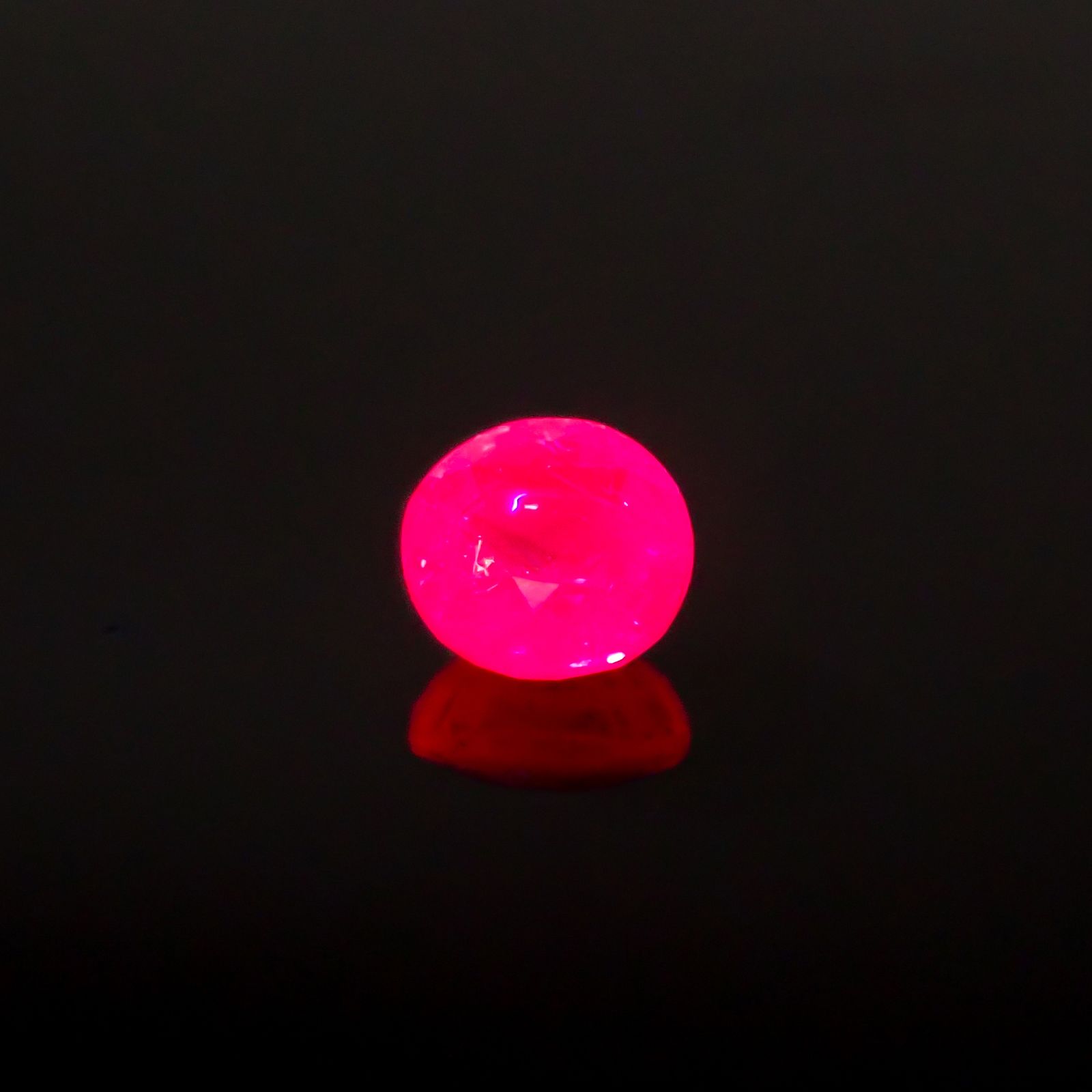 ルビー ビルマ産 0.30ct[240628051]3.7x3.7mm前後