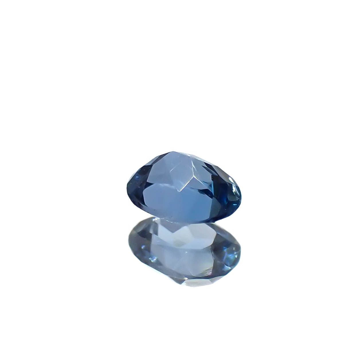 サンタマリアアクアマリン ブラジル産 0.13ct[240225992]3.8x2.9mm前後
