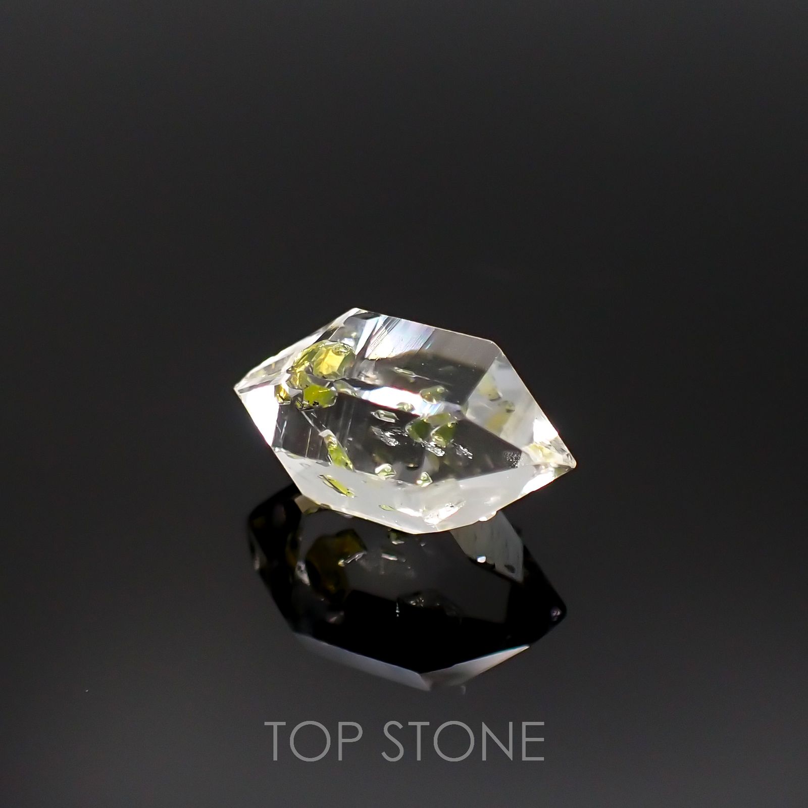 オイルインクォーツ 原石 パキスタン産 4.28ct[220917684]13.4x8mm前後