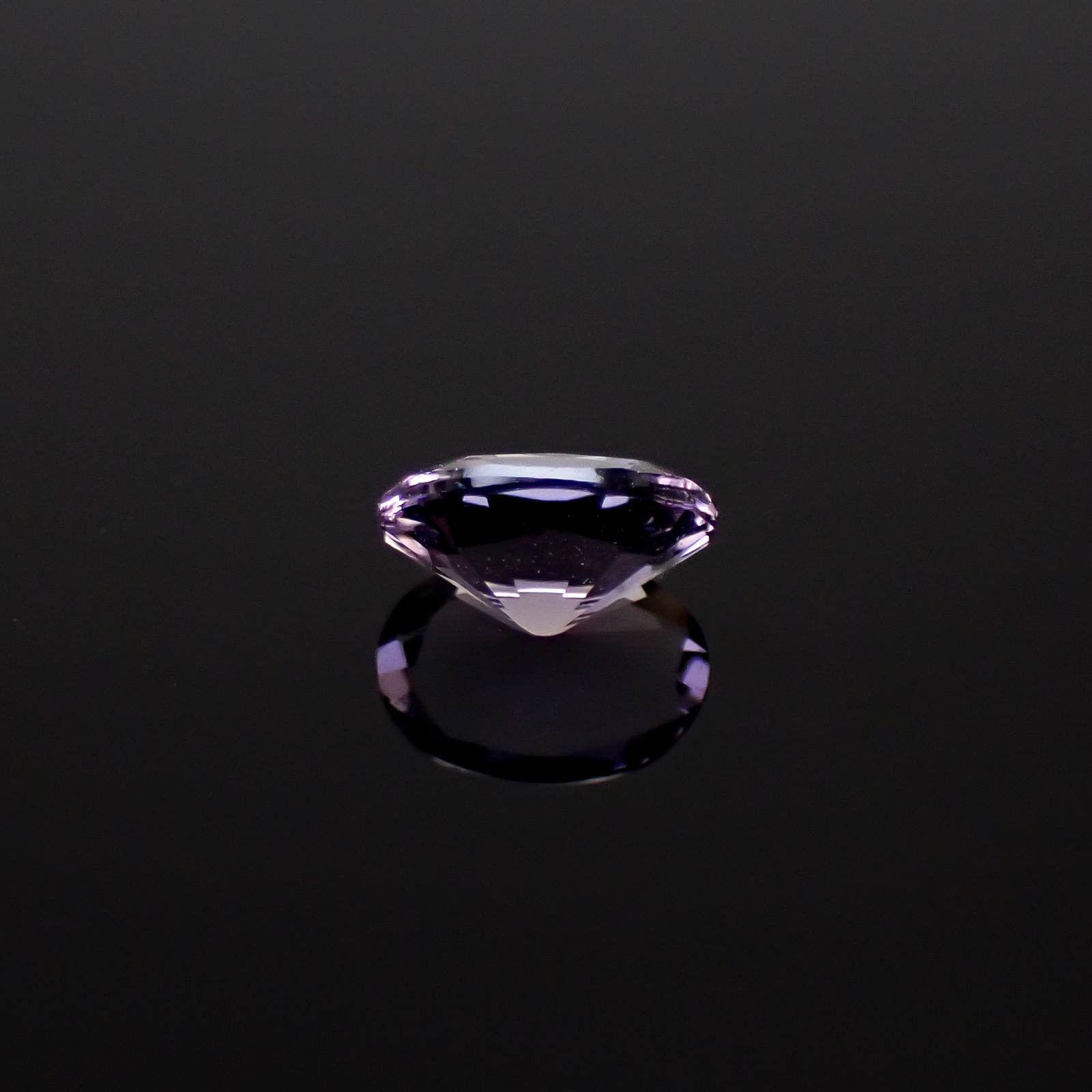 マリアライト(宝石名スキャポライト)スリランカ産 0.42ct 識別済[250330052]6.1x4.4mm前後
