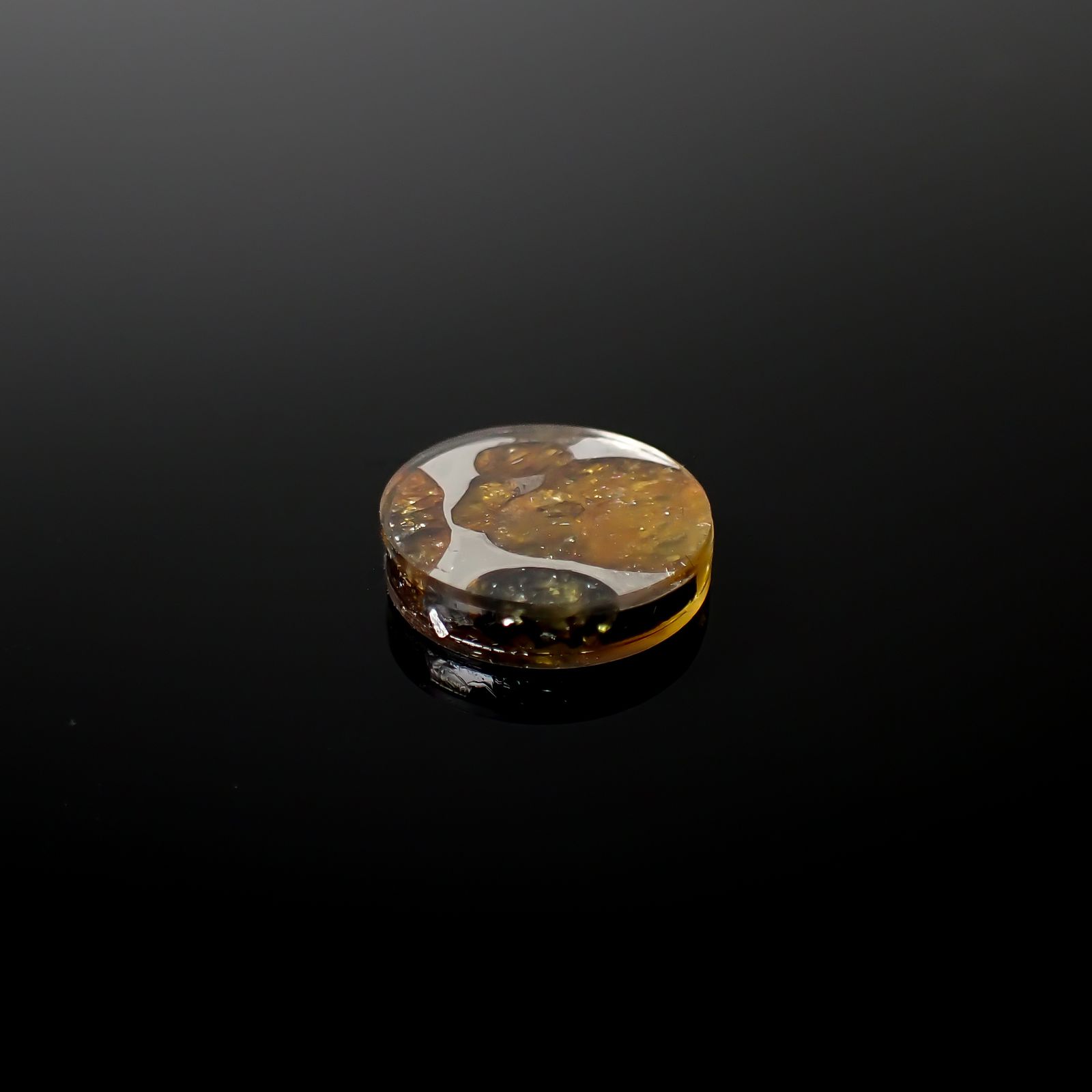 パラサイト隕石Sericho トリプレット 発見地:ケニア 4.46ct[240125722]12.2x12.1mm前後