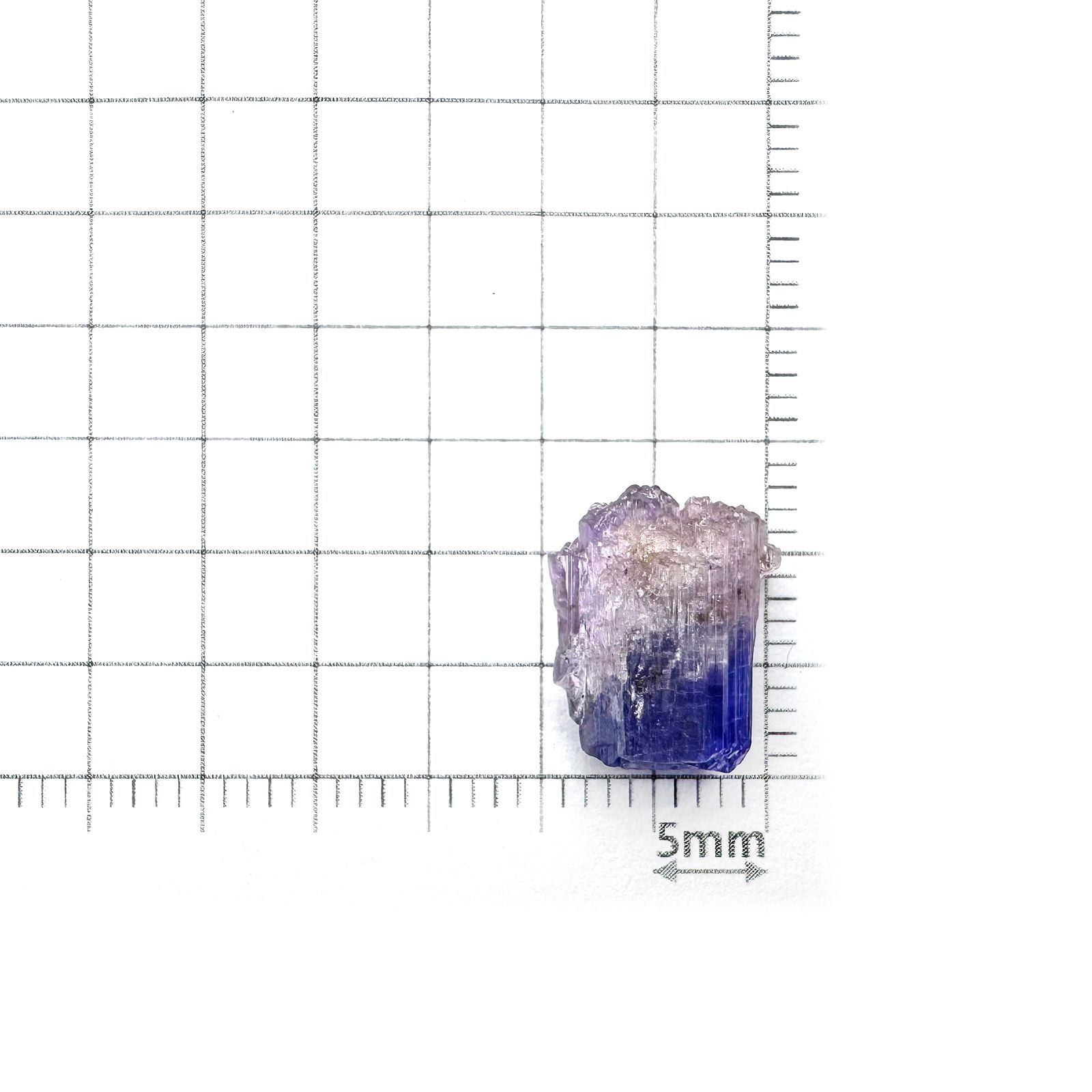 バイカラータンザナイト 原石 タンザニア産 5.87ct[231224990]12.2x9.7mm前後