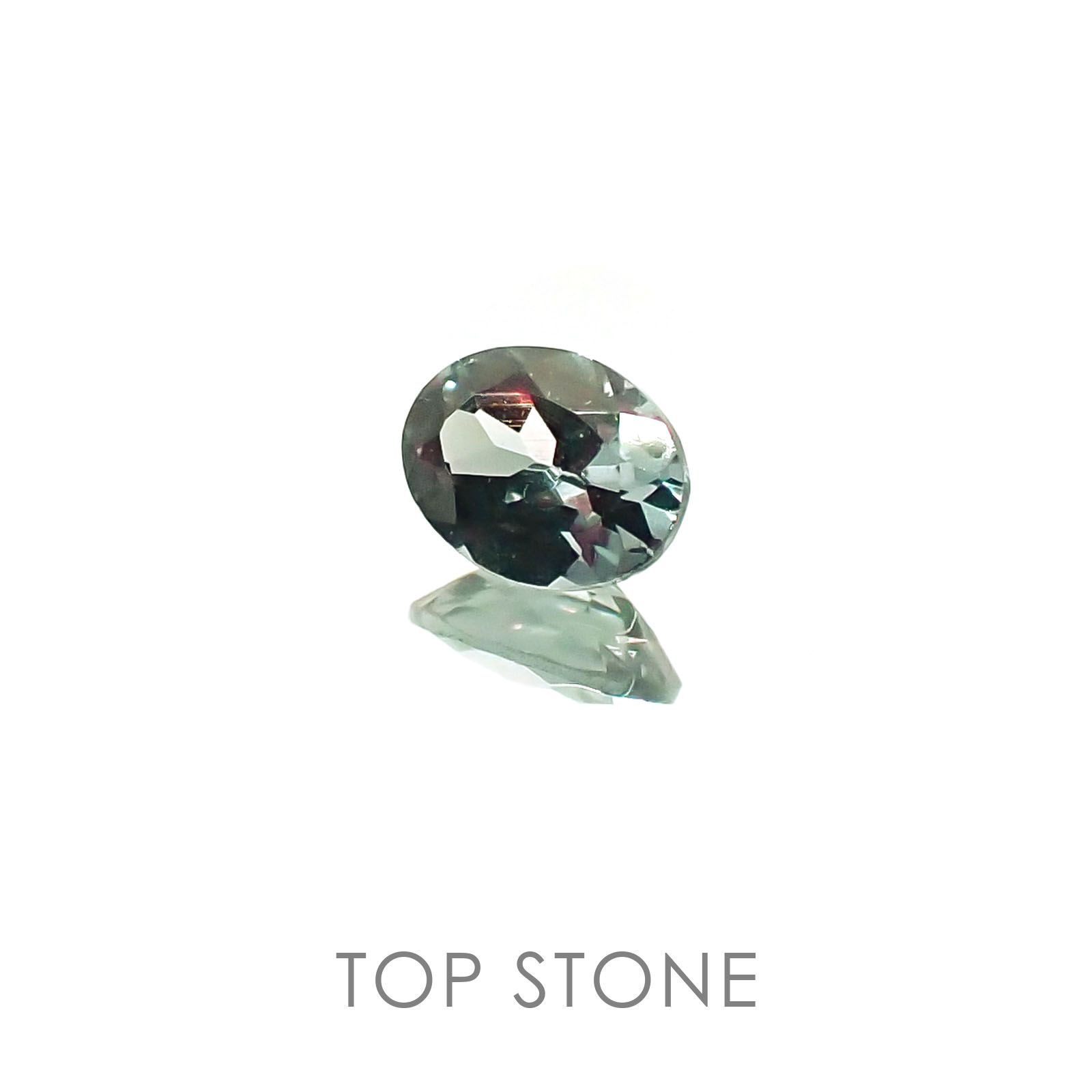 カラーチェンジガーネット タンザニア産 ルース 0.18ct[20095901]4×3.1mm前後