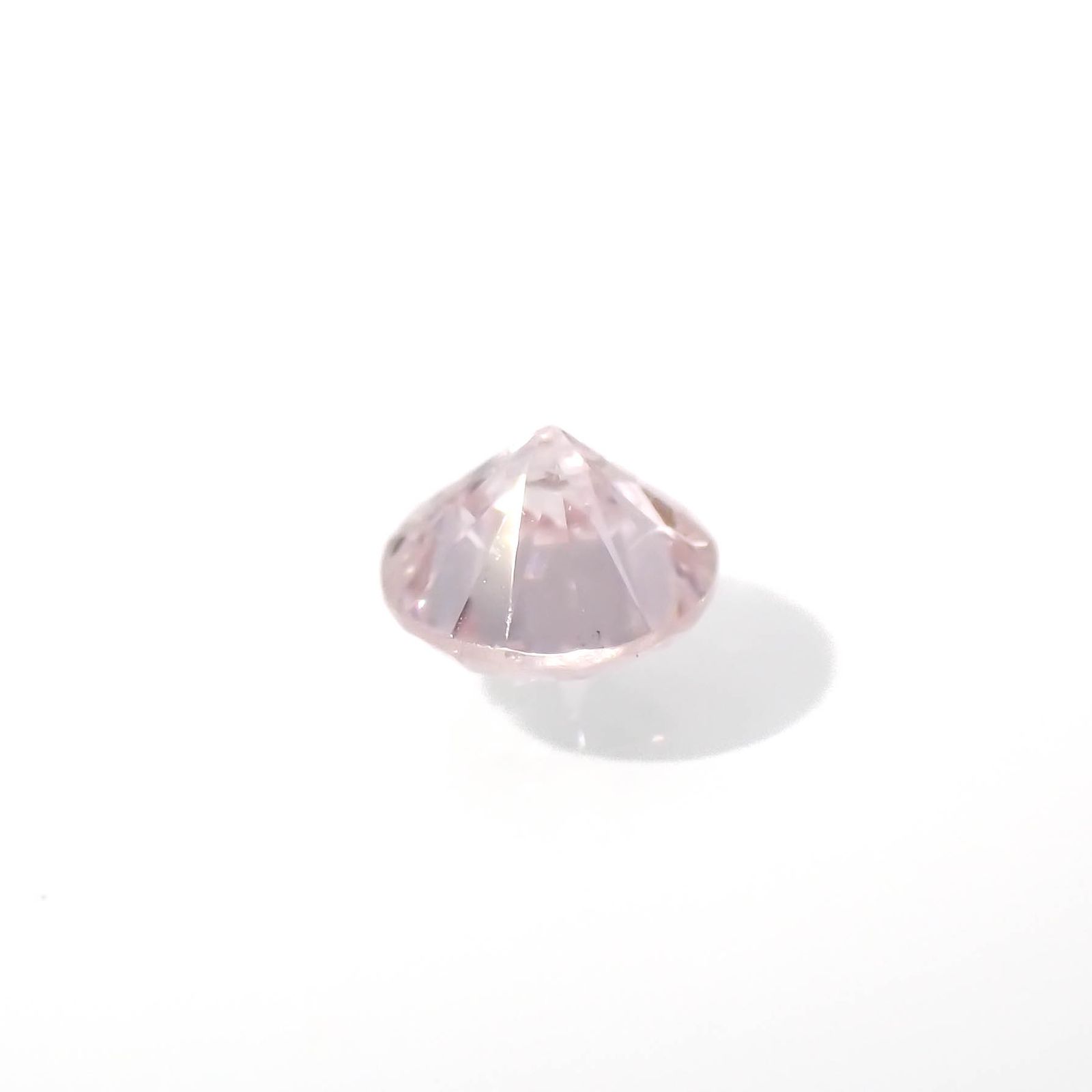 ピンクダイヤモンド(宝石名ダイアモンド I-2/LIGHT PINK) 0.072ct ソ付(CGL)[230321209]2.52x2.56mm前後