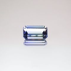 バイカラータンザナイト非加熱(宝石名バイカラー・ゾイサイト) タンザニア産 0.66ct 識別済[210610945]6.6×3.6mm前後