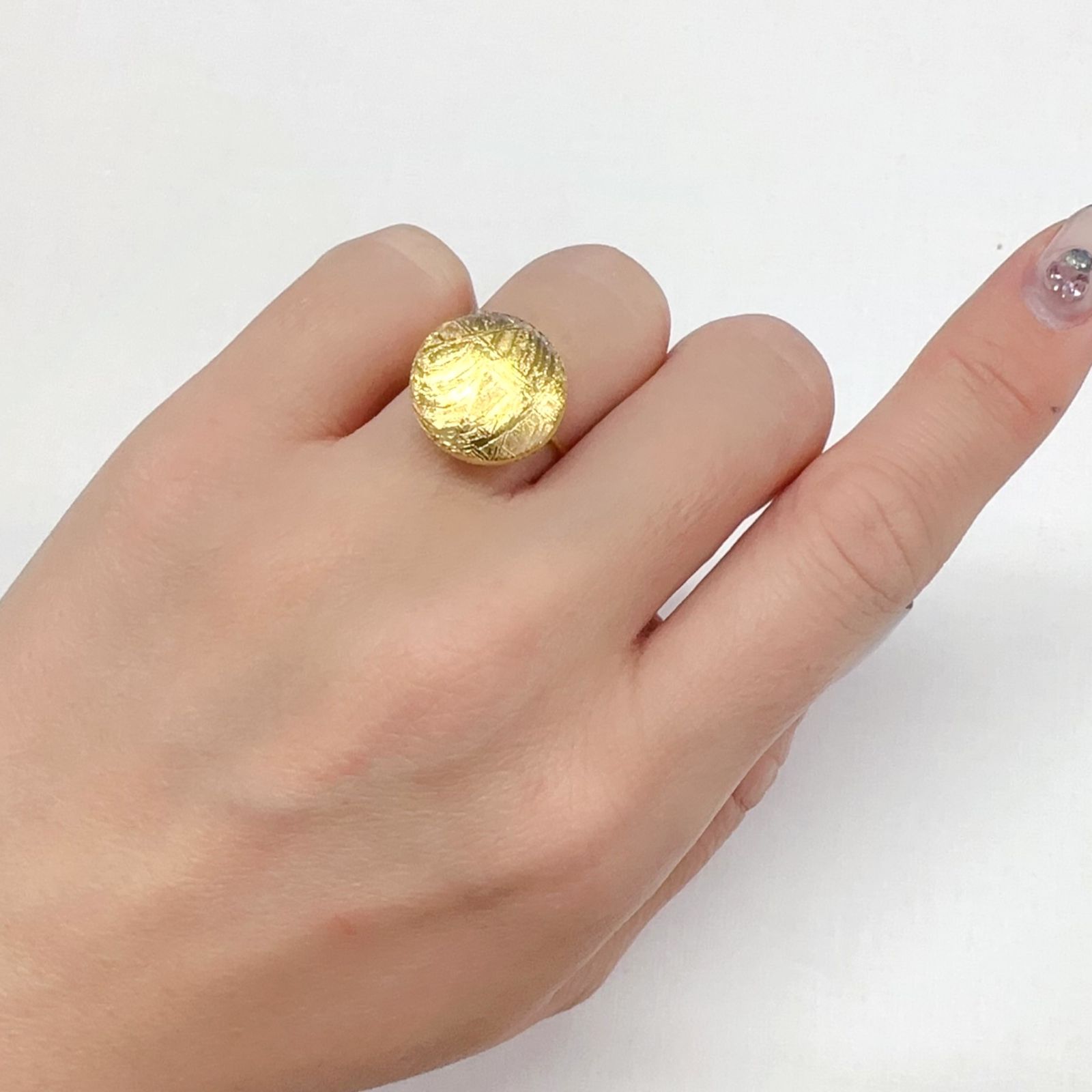 ムオニナルスタ隕石 発見地:スウェーデン 14.52ct[240125810]14.9x14.9mm前後