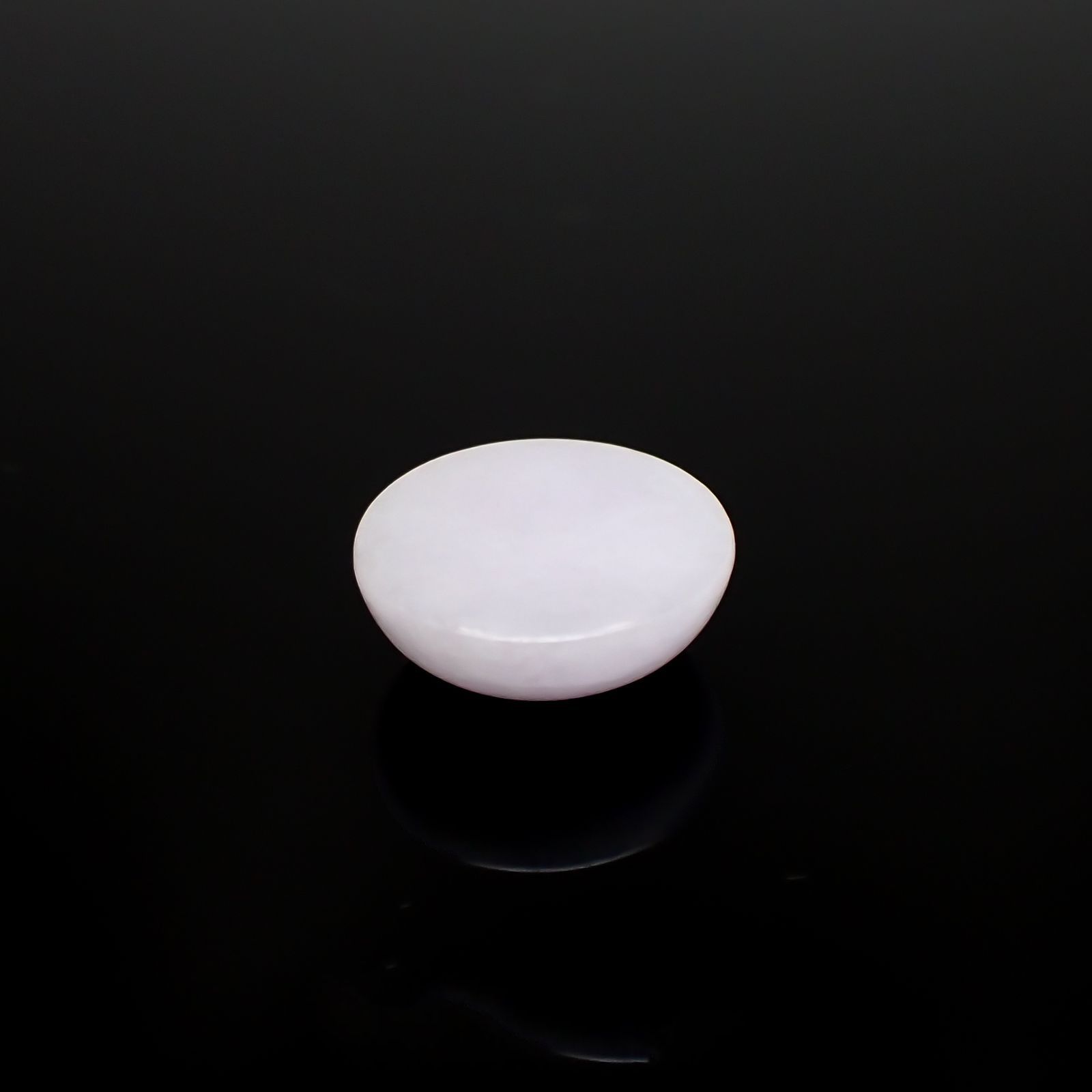 ラベンダー翡翠 ビルマ産 10.32ct [221219379]14.2x13.3mm前後