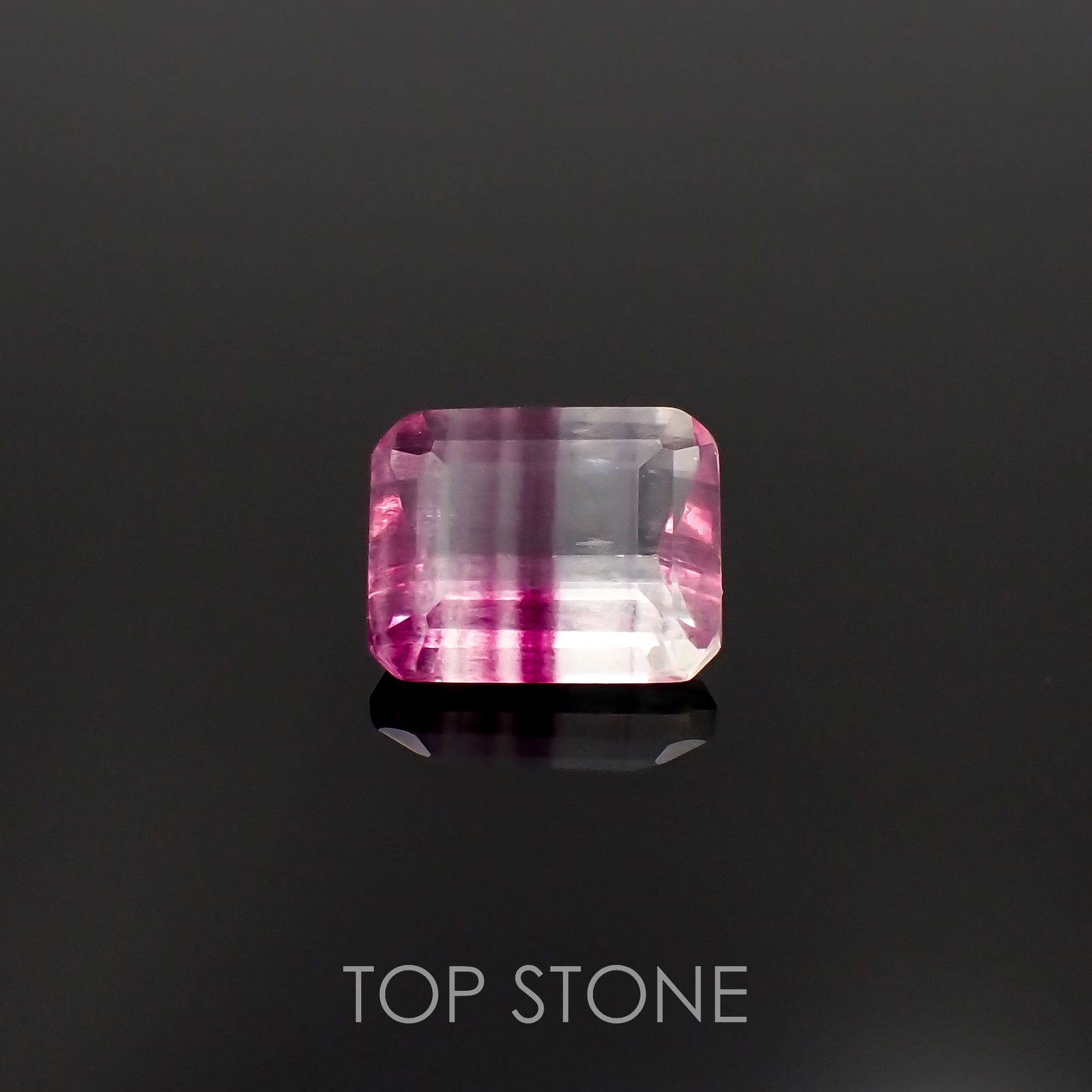 バイカラーフローライト 中国産 3.88ct[230120163]10x8mm前後