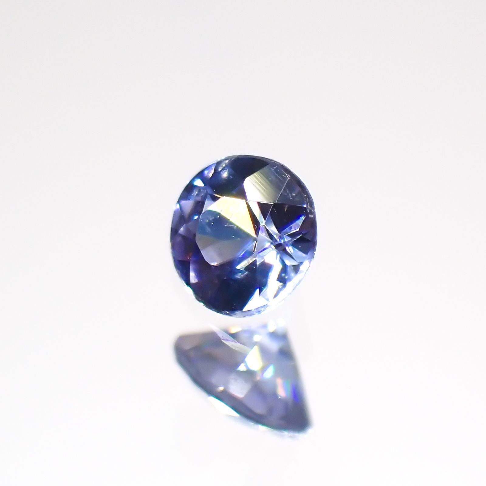 ベニトアイト(宝石名ベニトアイト)アメリカ・カリフォルニア州産 0.095ct 識別済[220114203]2.9x2.7mm前後