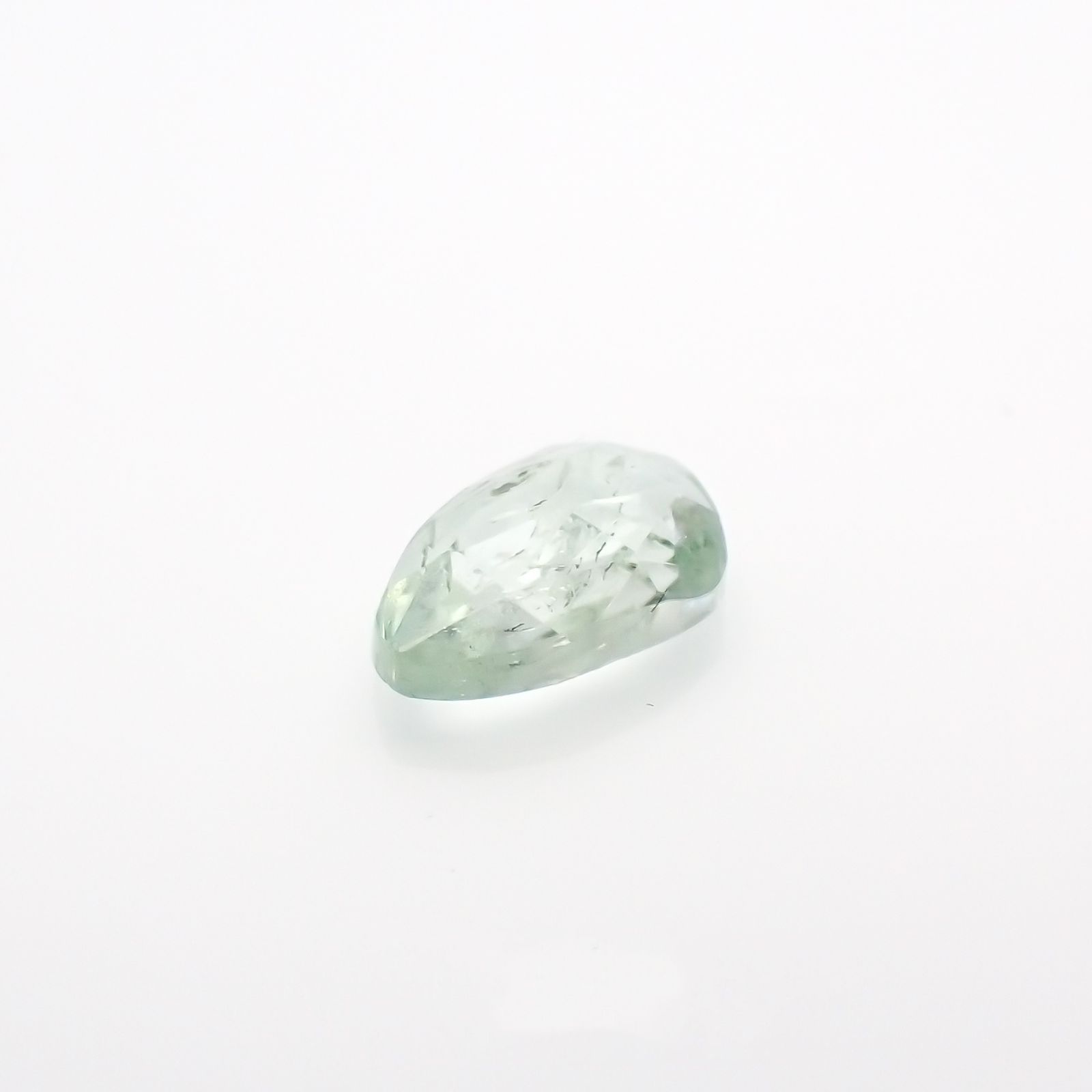 ◇ローズカット◇バナジウムコーネルピン(宝石名コーネルピン)タンザニア・タンガ州産 0.81ct 識別済[220115552]7.9x4.9mm前後