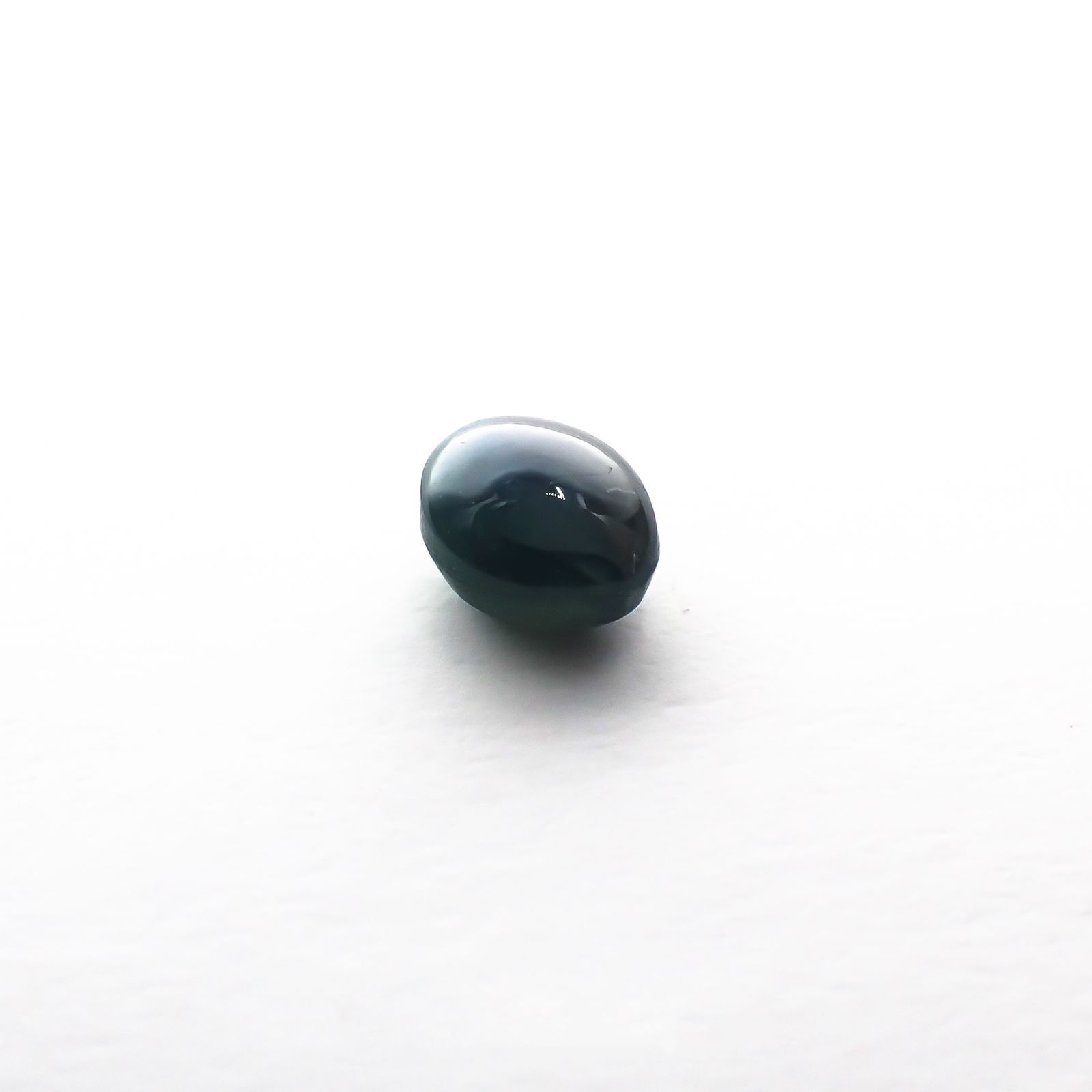 アレキサンドライトキャッツアイ インド産 ルース 0.39ct[210510798]4.1×3.2mm前後