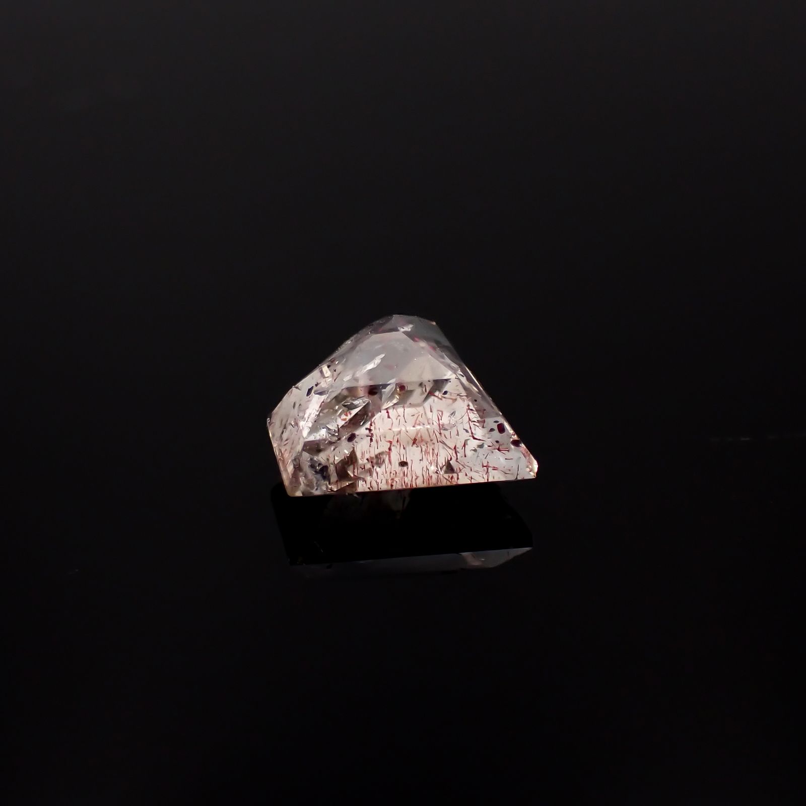 ◇カスタム・ペンタゴンカット◇ティンカーベルクォーツ ブラジル産 2.25ct[240125443]10.8x9.4mm前後