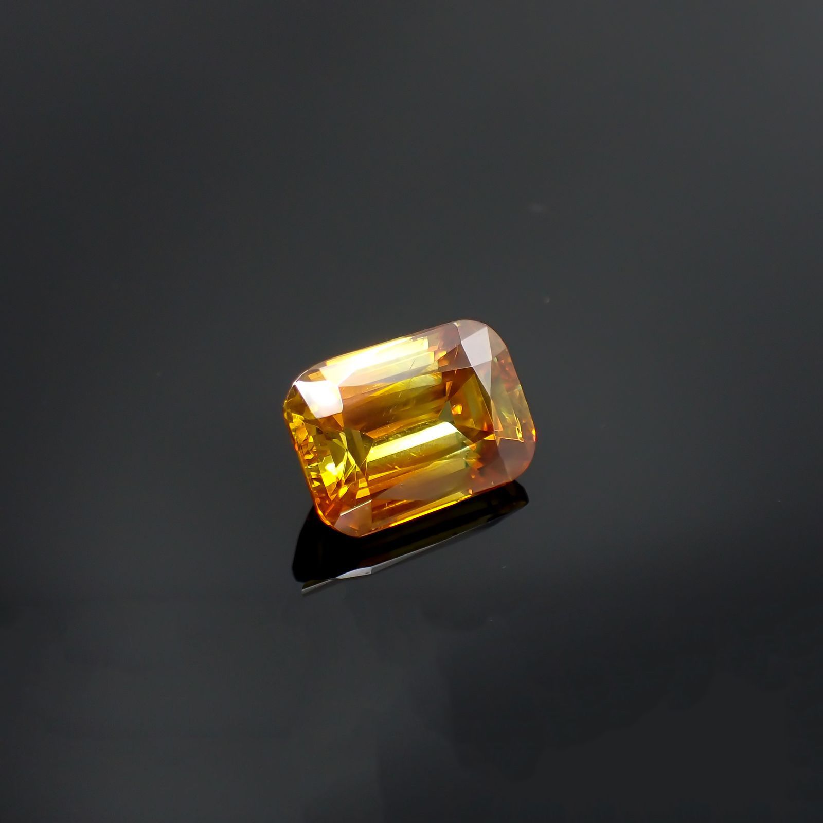 スファレライト(宝石名スファレライト) スペイン産 10.90ct 識別済[210711705]14.1×10mm前後