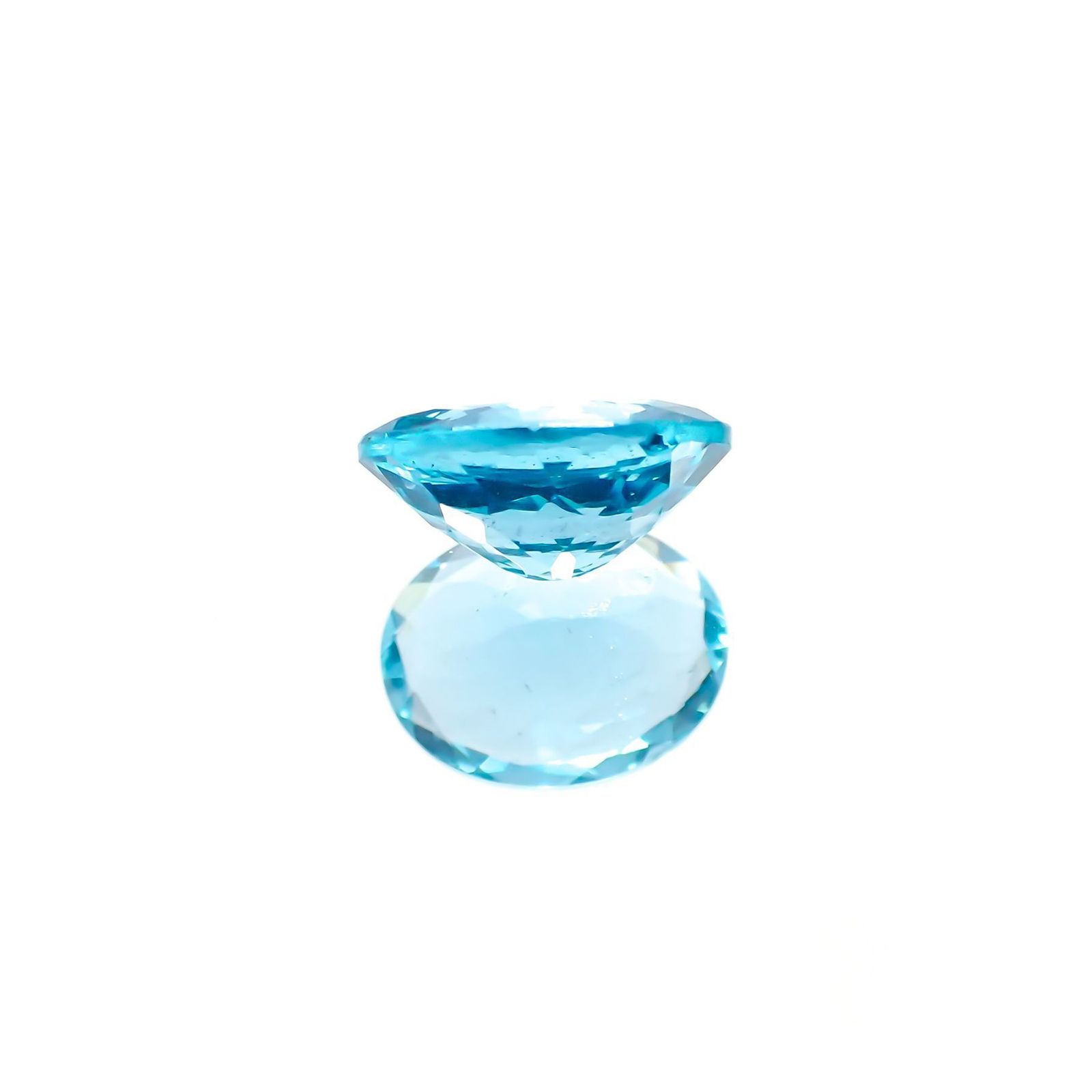 アパタイト(宝石名アパタイト)ブラジル産 識別済 1.79ct / 9x7.1mm前後 [251023188]