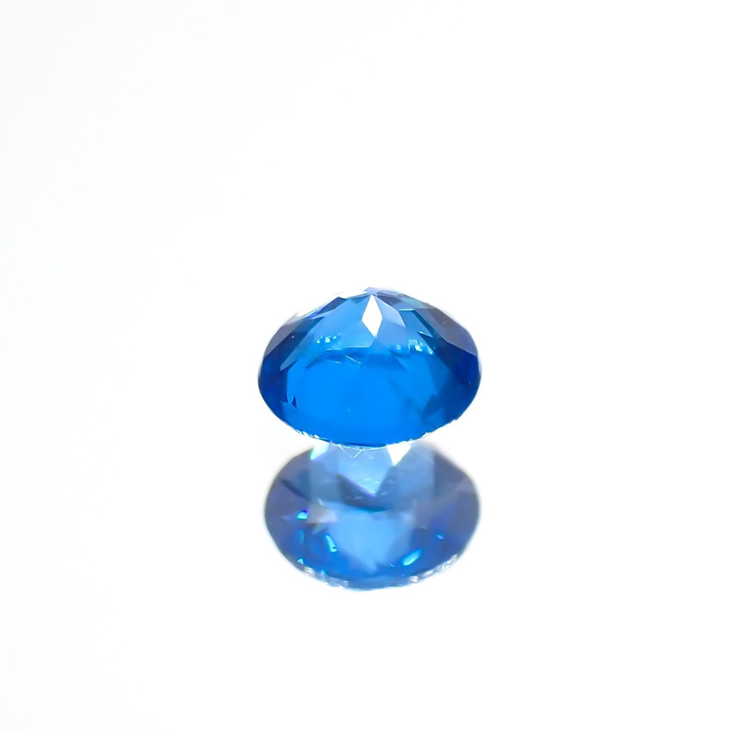 アウイナイト フルオレッセンス ドイツ産 0.047ct[220917697]2.4x2.4mm前後