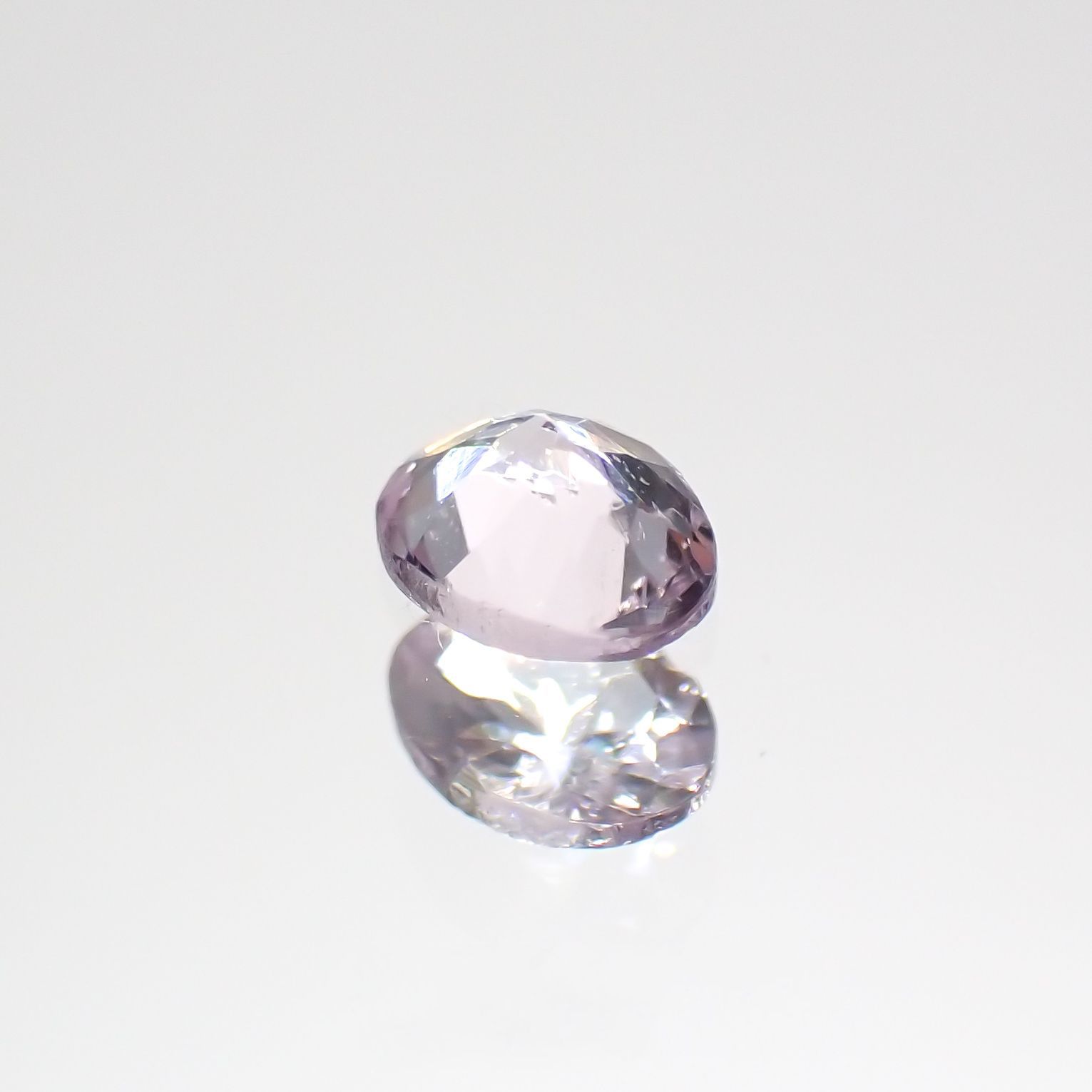 ピンクゾイサイト(宝石名ピンク・ゾイサイト)タンザニア産 0.16ct 識別済[220115052]4x2.9mm前後