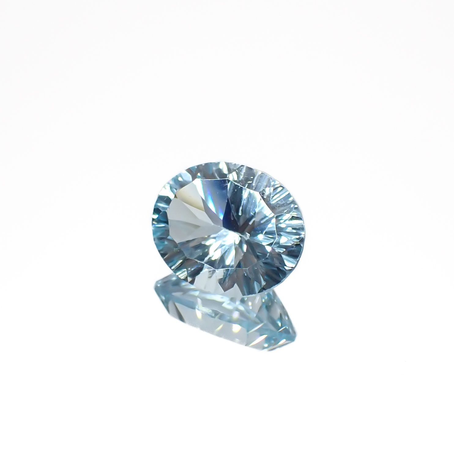 ブルートパーズ ブラジル産 3.14ct[221219346]10.1x8.1mm前後