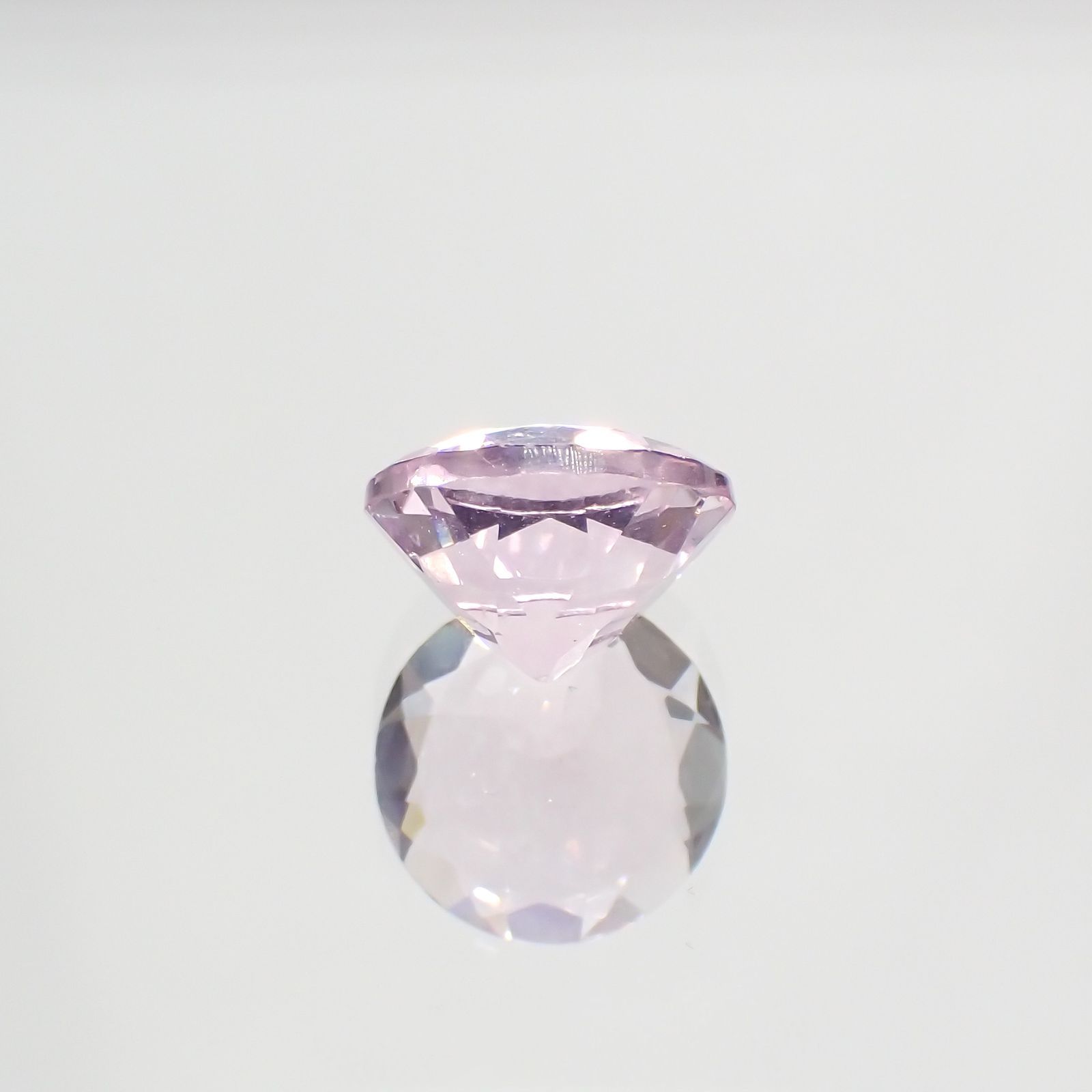 ピンクフローライト(宝石名フルオライト)ブラジル産 3.82ct 識別済[220115125]9.9x9.8mm前後