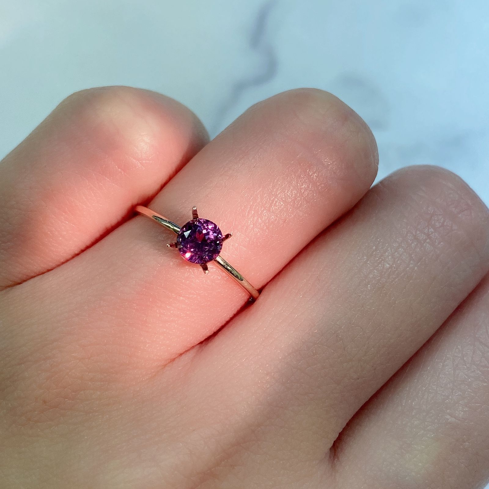 ウンバライトガーネット(宝石名ガーネット) タンザニア産 0.71ct 識別済[20128576]5×5mm前後