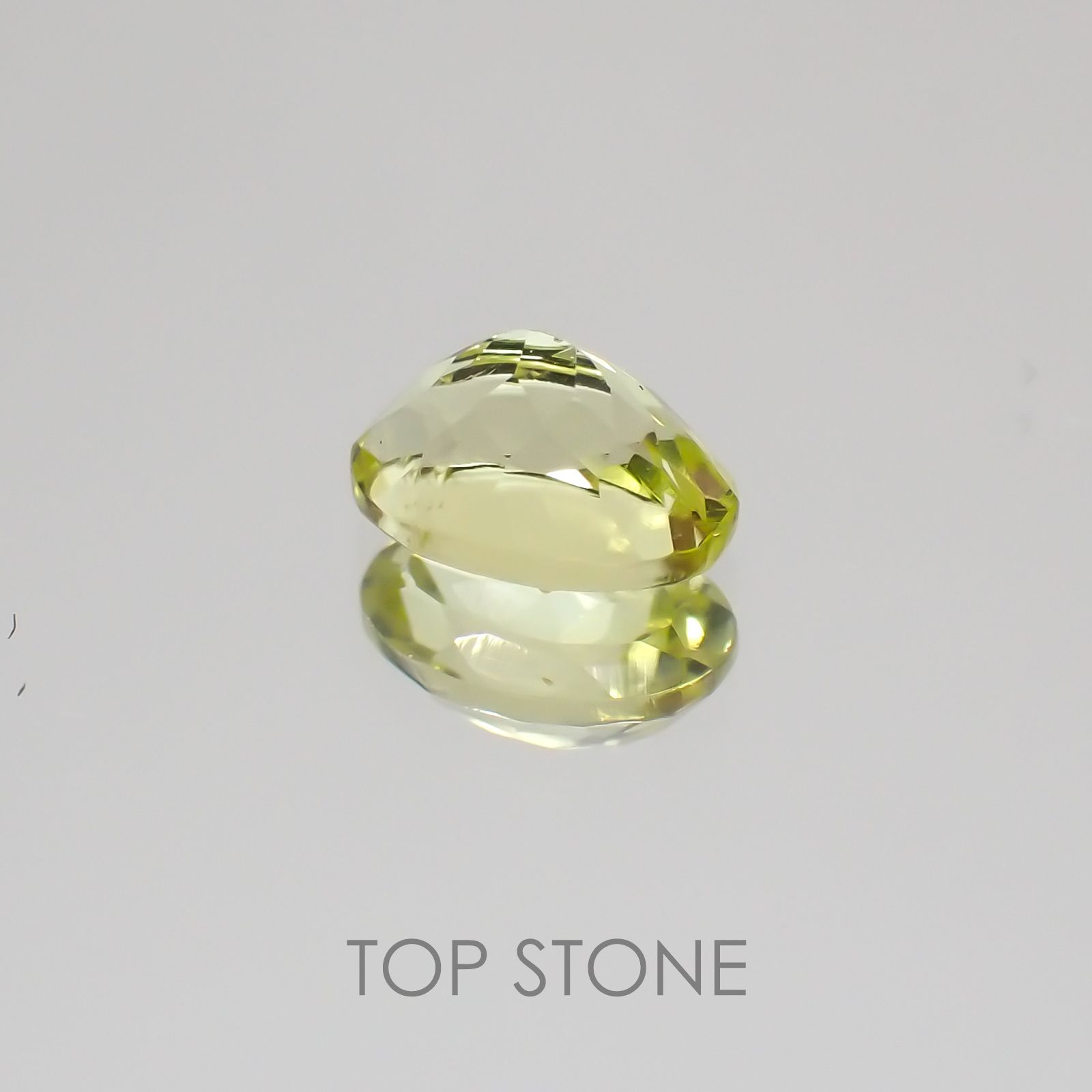 カナリートルマリン(宝石名トルマリン) ナイジェリア産 0.55ct 識別済[20128993]5.8×4.1mm前後