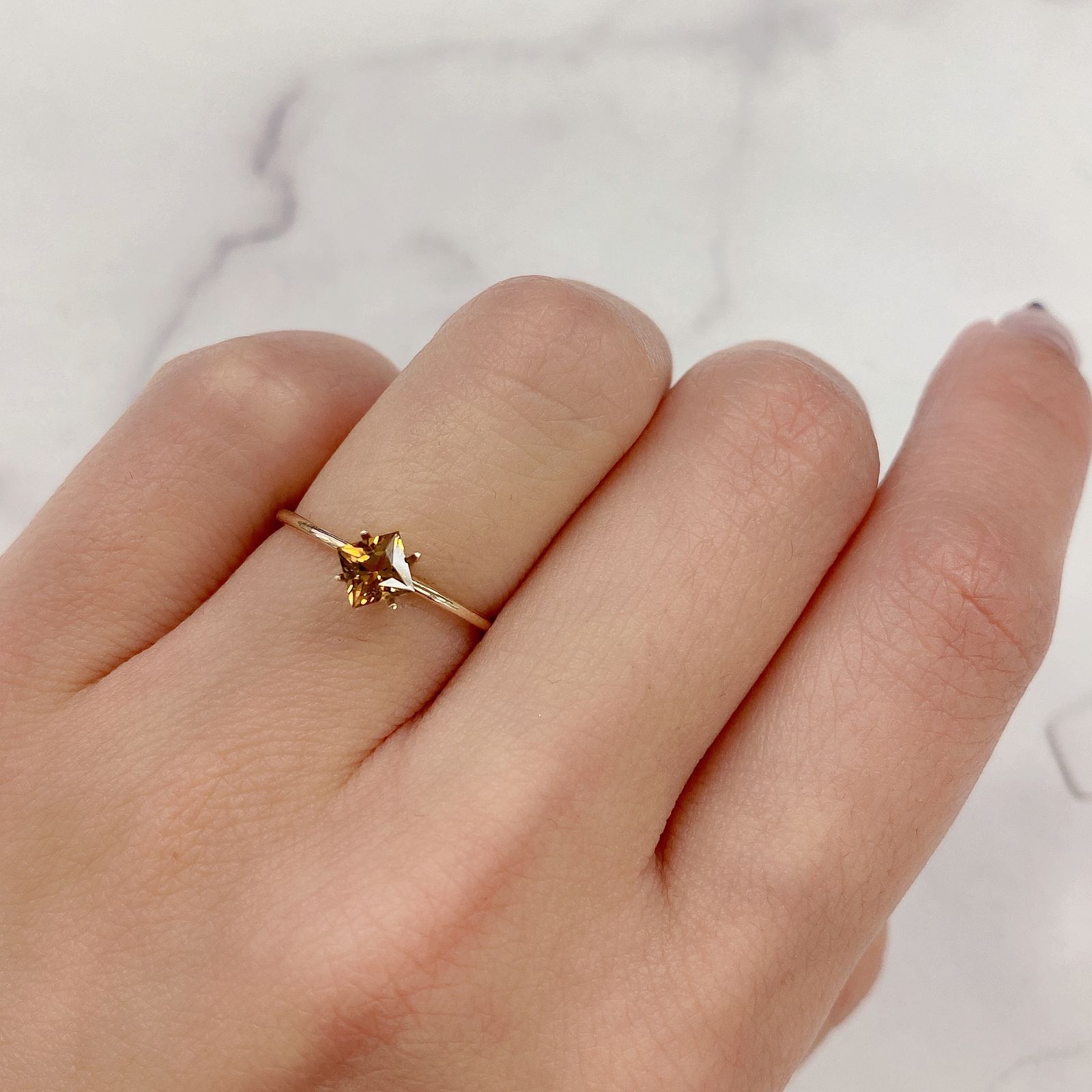 ◇プリンセスカット◇オレンジトルマリン(宝石名トルマリン) ブラジル産 0.44ct 識別済[21018903]4×4mm前後