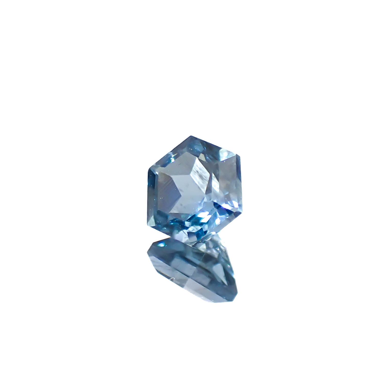 ◇ヘキサゴンカット◇サンタマリアアクアマリン ブラジル産 0.55ct [250329931]5x5mm前後